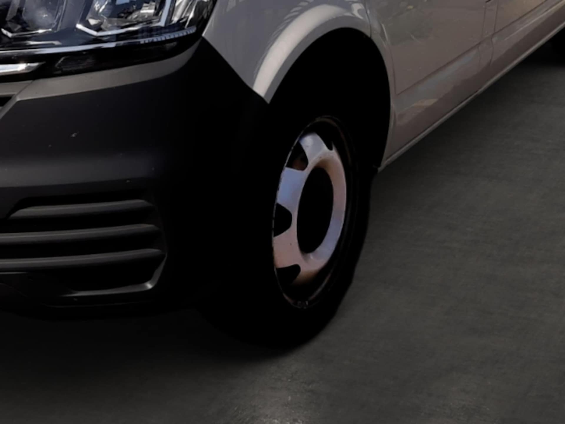 Volkswagen T6.1 Transporter Kasten langer Radstand