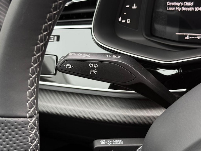 2026 Audi SQ8 Premium Plus - Photo 11