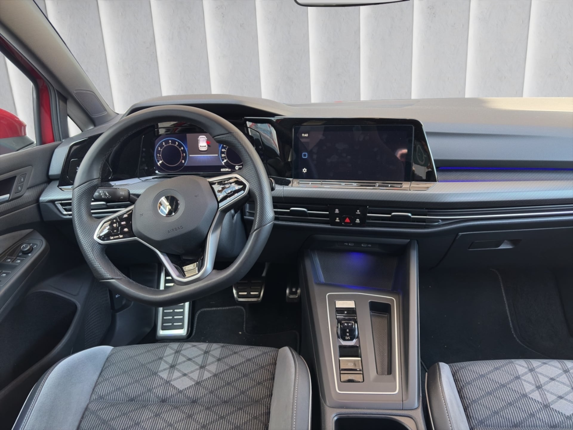 Volkswagen Golf R-Line