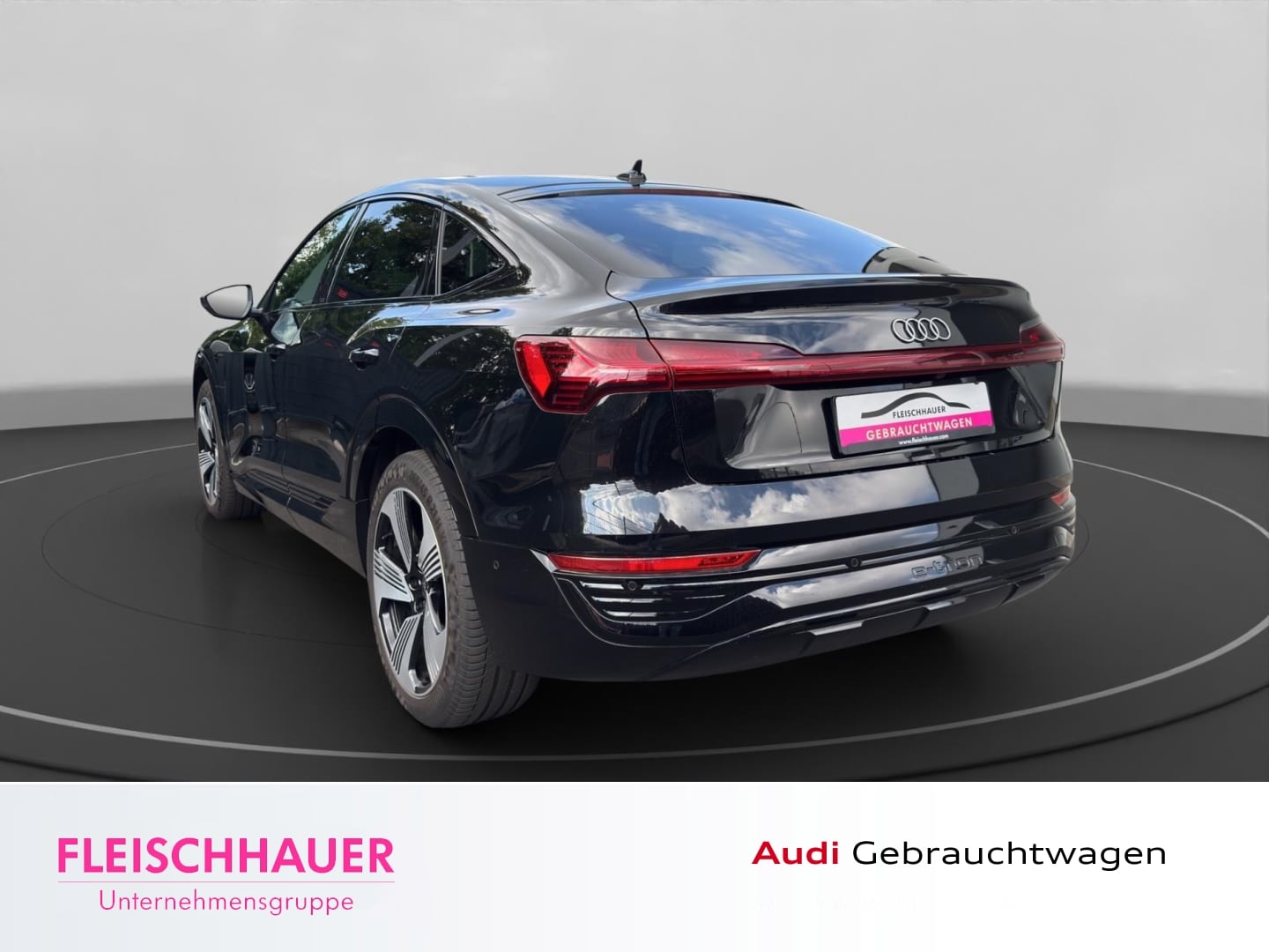 Bild über Audi Q8 Sportback e-tron advanced 50 e-tron quattro - für weitere Informationen kontaktieren Sie den Audi Partner