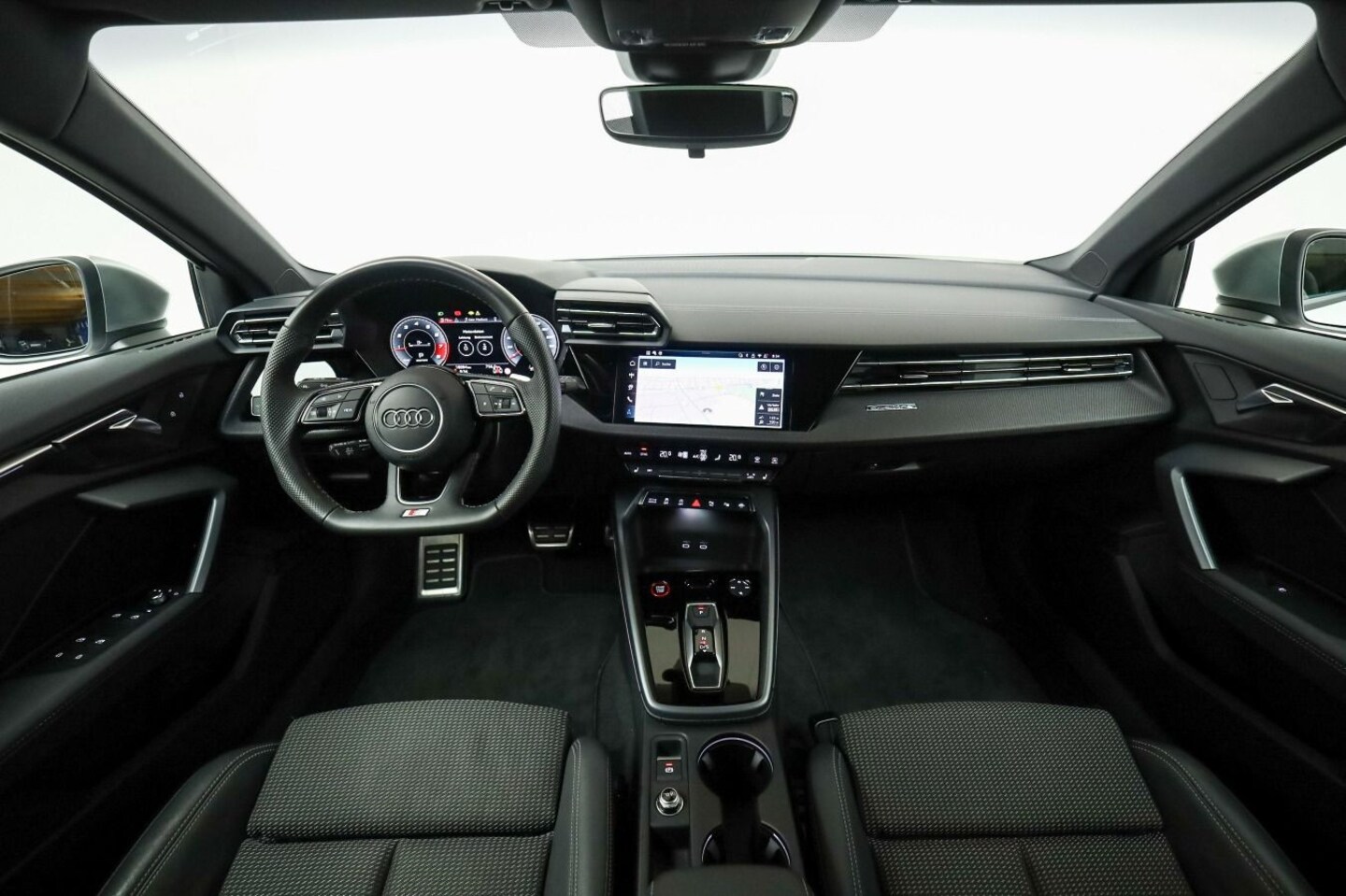 Bild über Audi S3 Sportback TFSI quattro S tronic - für weitere Informationen kontaktieren Sie den Audi Partner