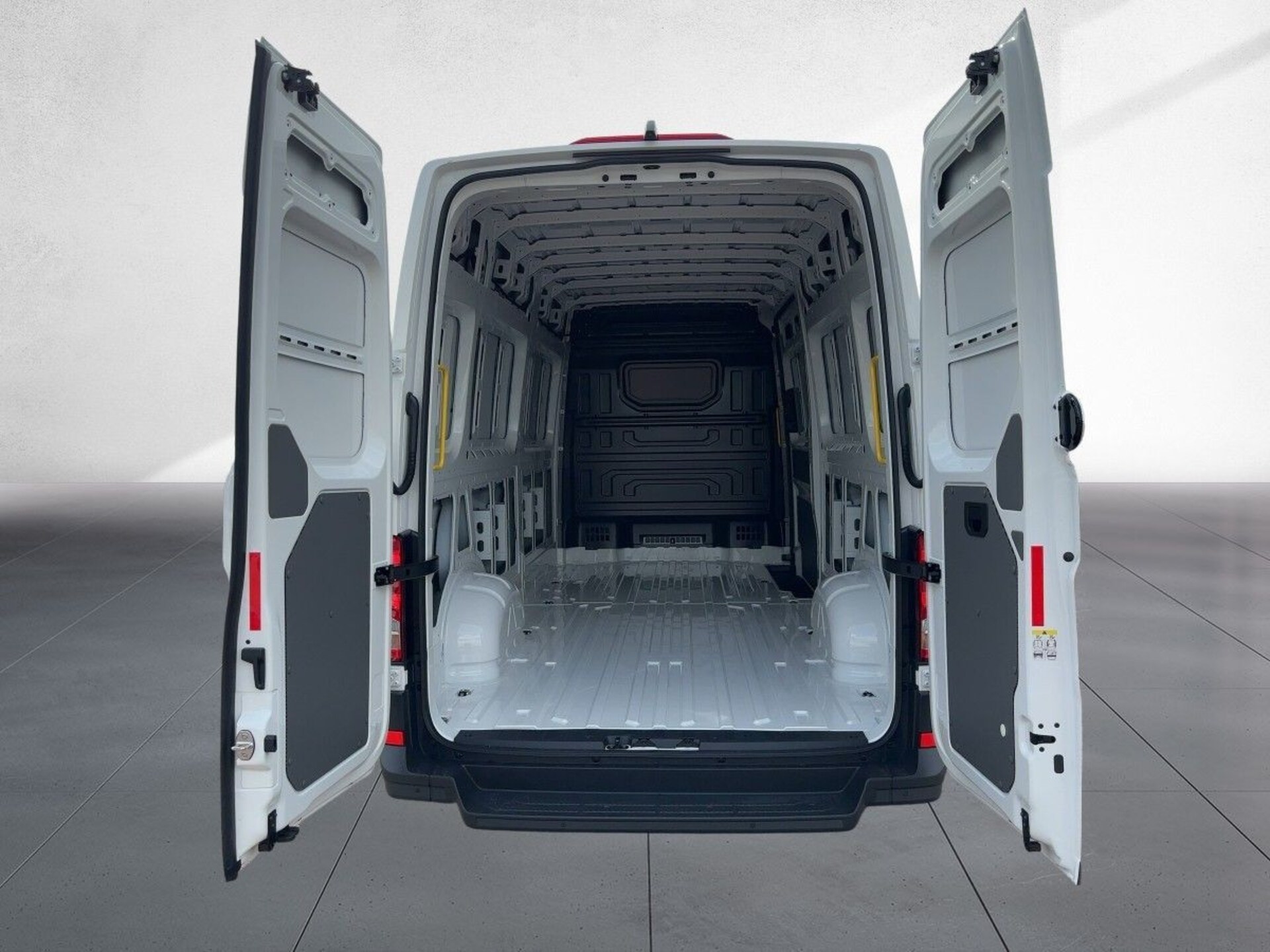 Volkswagen Crafter Kasten langer Radstand