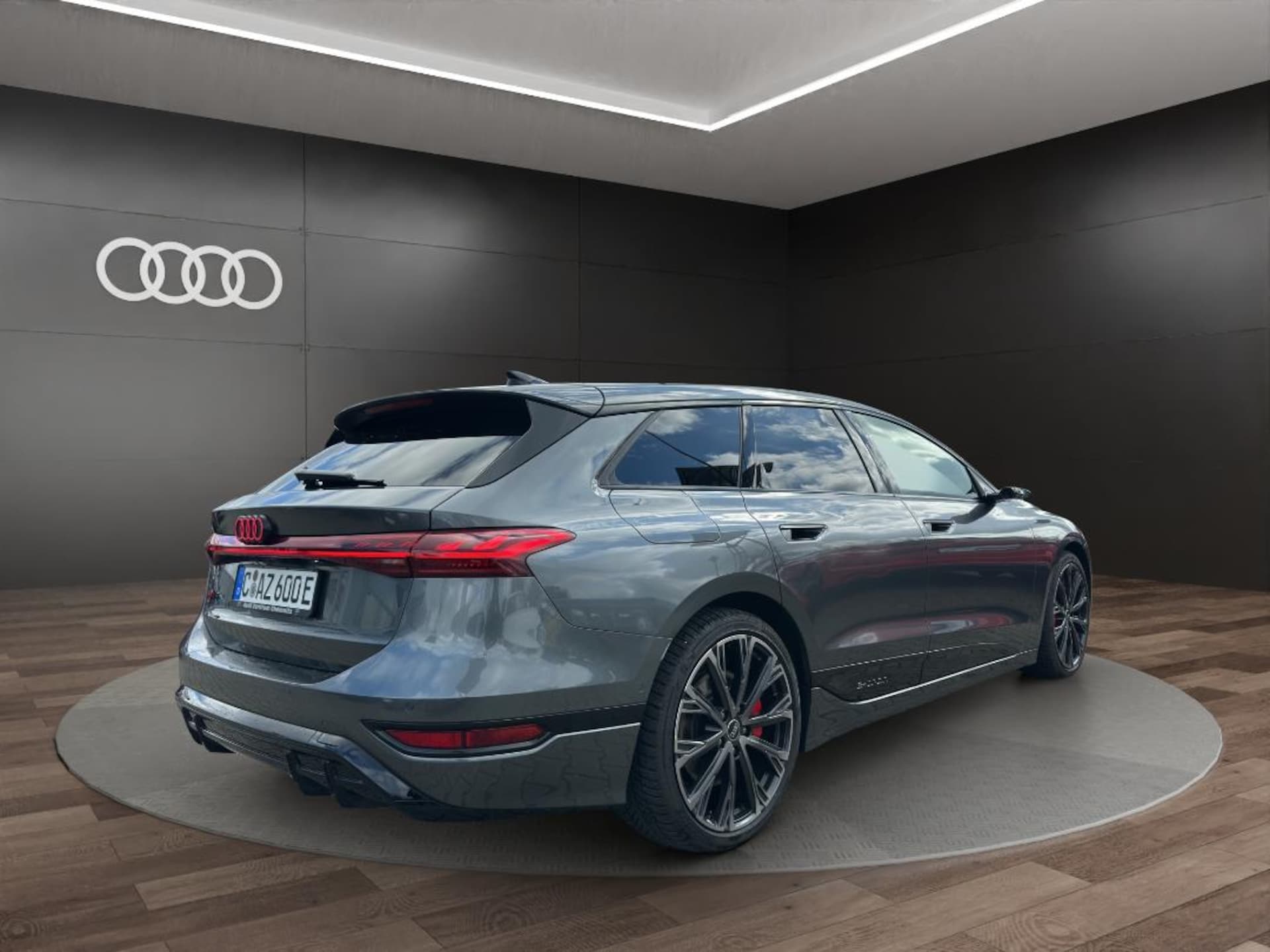Audi A6 Avant e-tron edition one