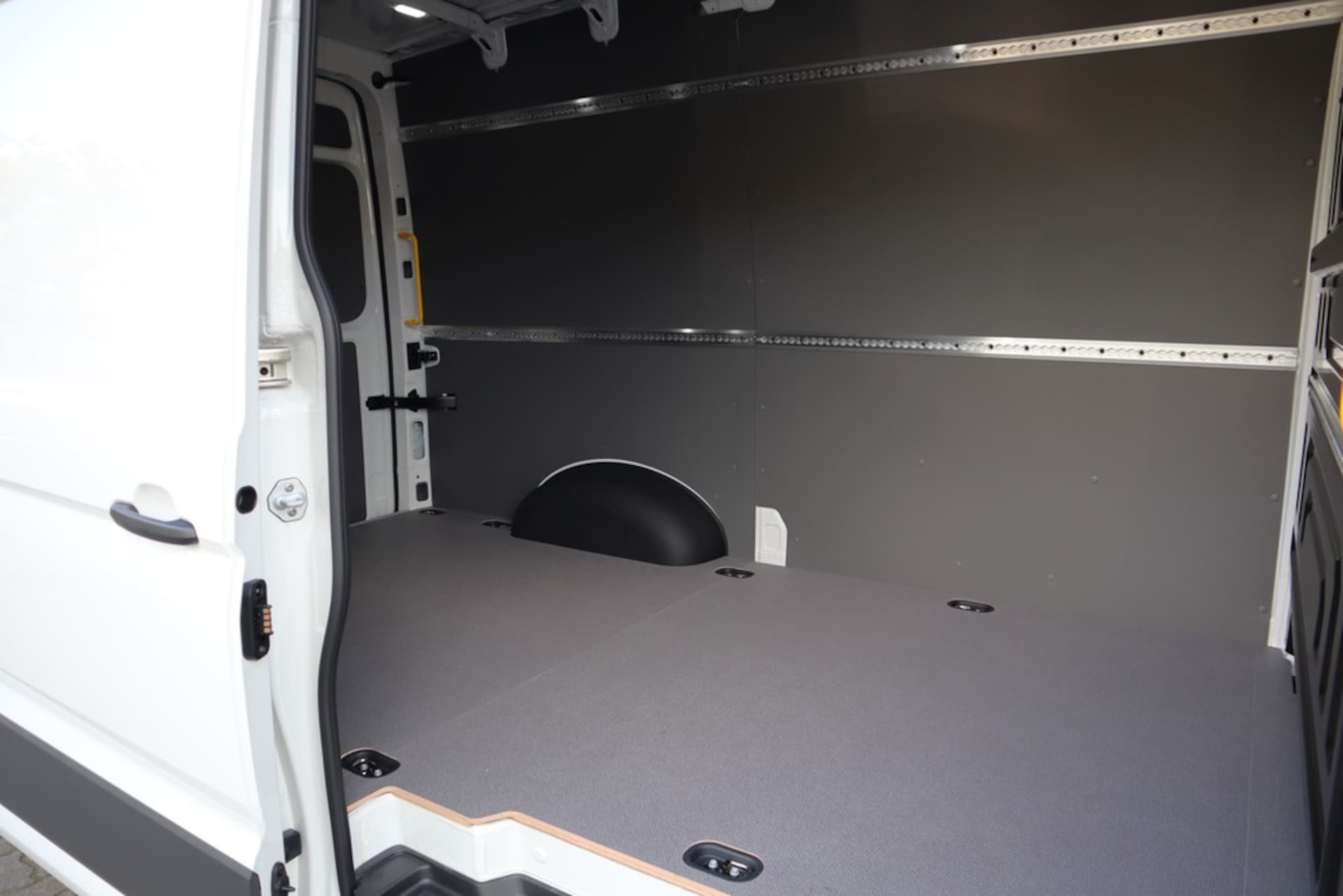 Volkswagen Crafter Kasten mittlerer Radstand
