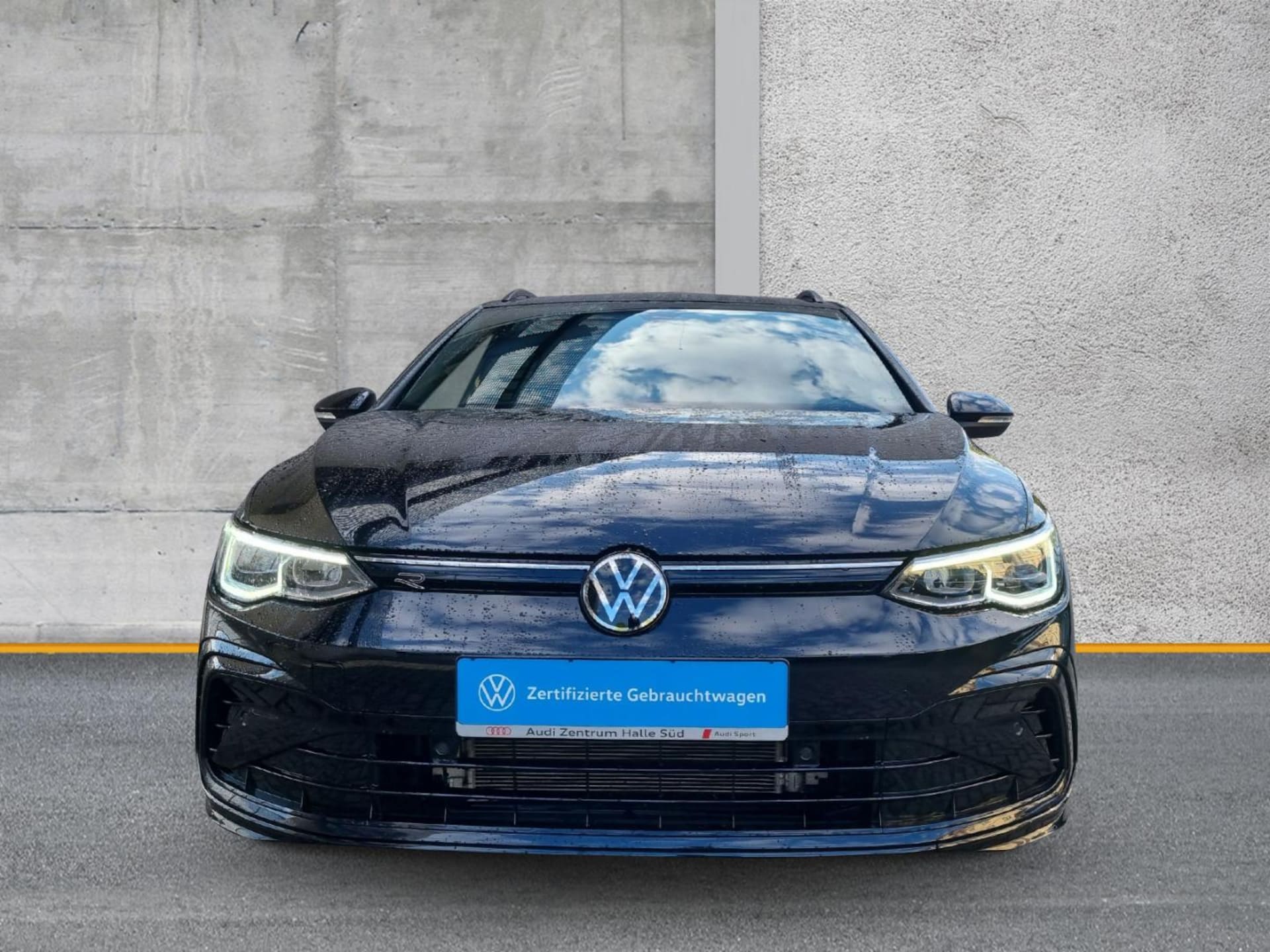 Volkswagen Golf Variant R-Line