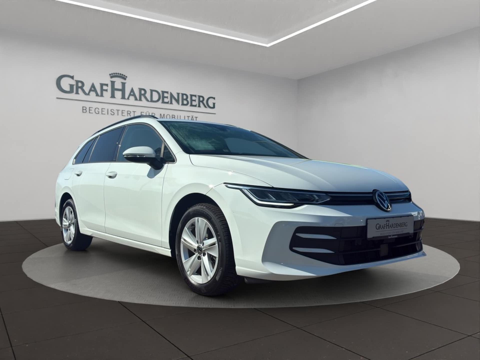 Volkswagen Golf Variant Life