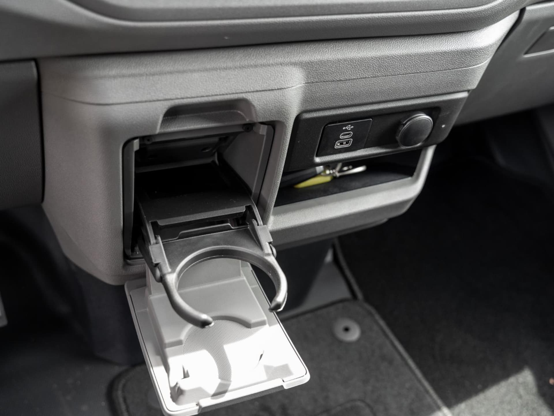Volkswagen Transporter Kasten kurzer Radstand