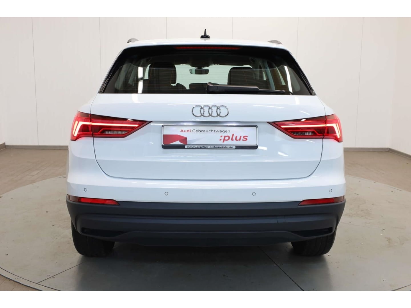 Bild über Audi Q3 35 TDI S tronic - für weitere Informationen kontaktieren Sie den Audi Partner