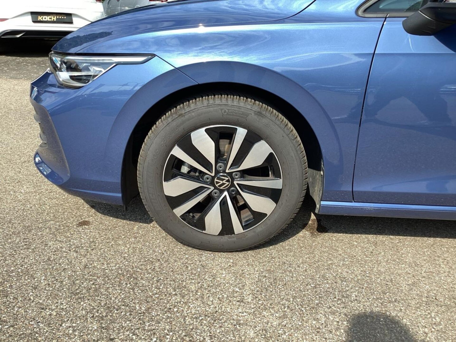 Volkswagen Golf Life