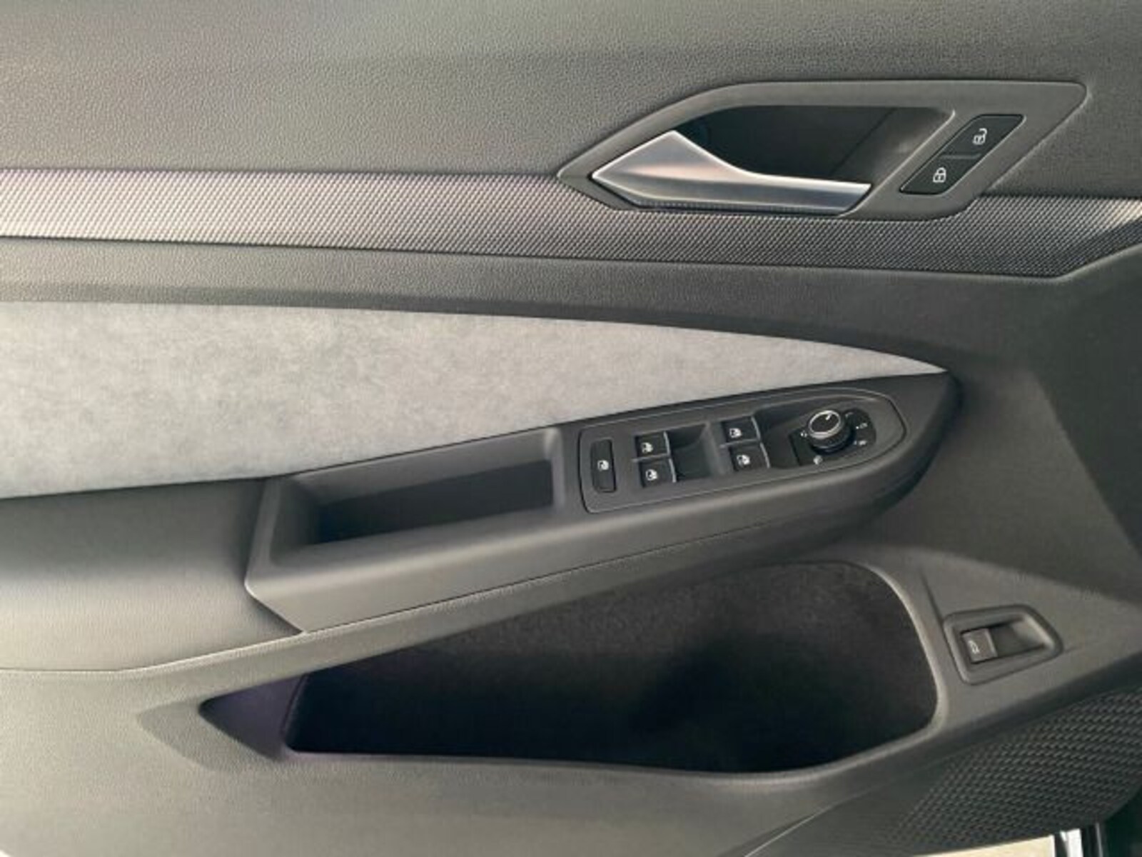 Volkswagen Golf Variant – Bild 13