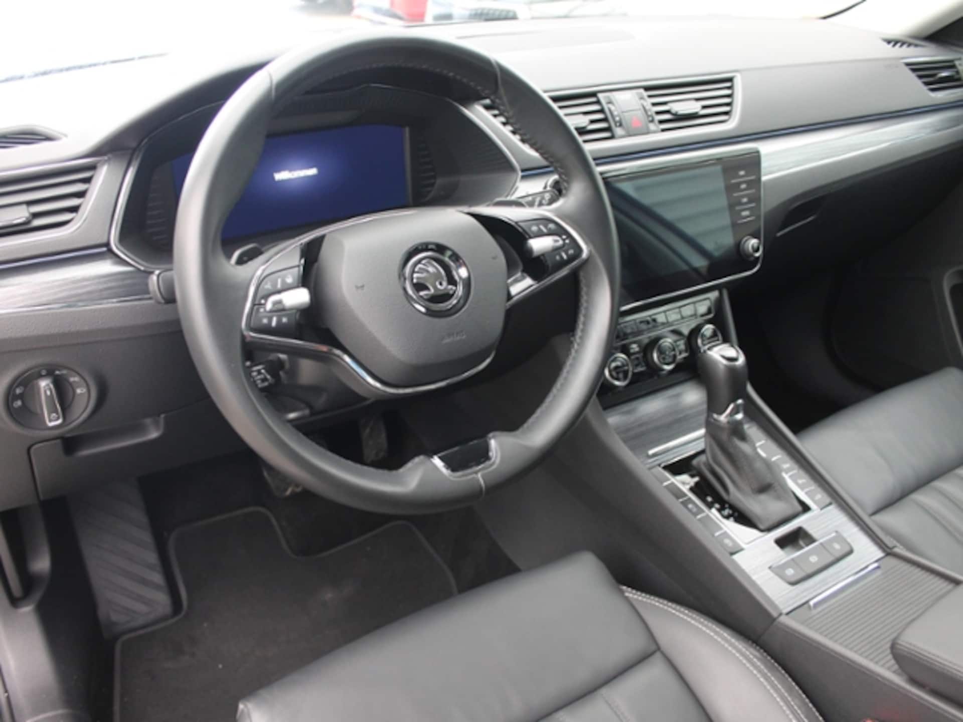 Skoda Superb Combi Style