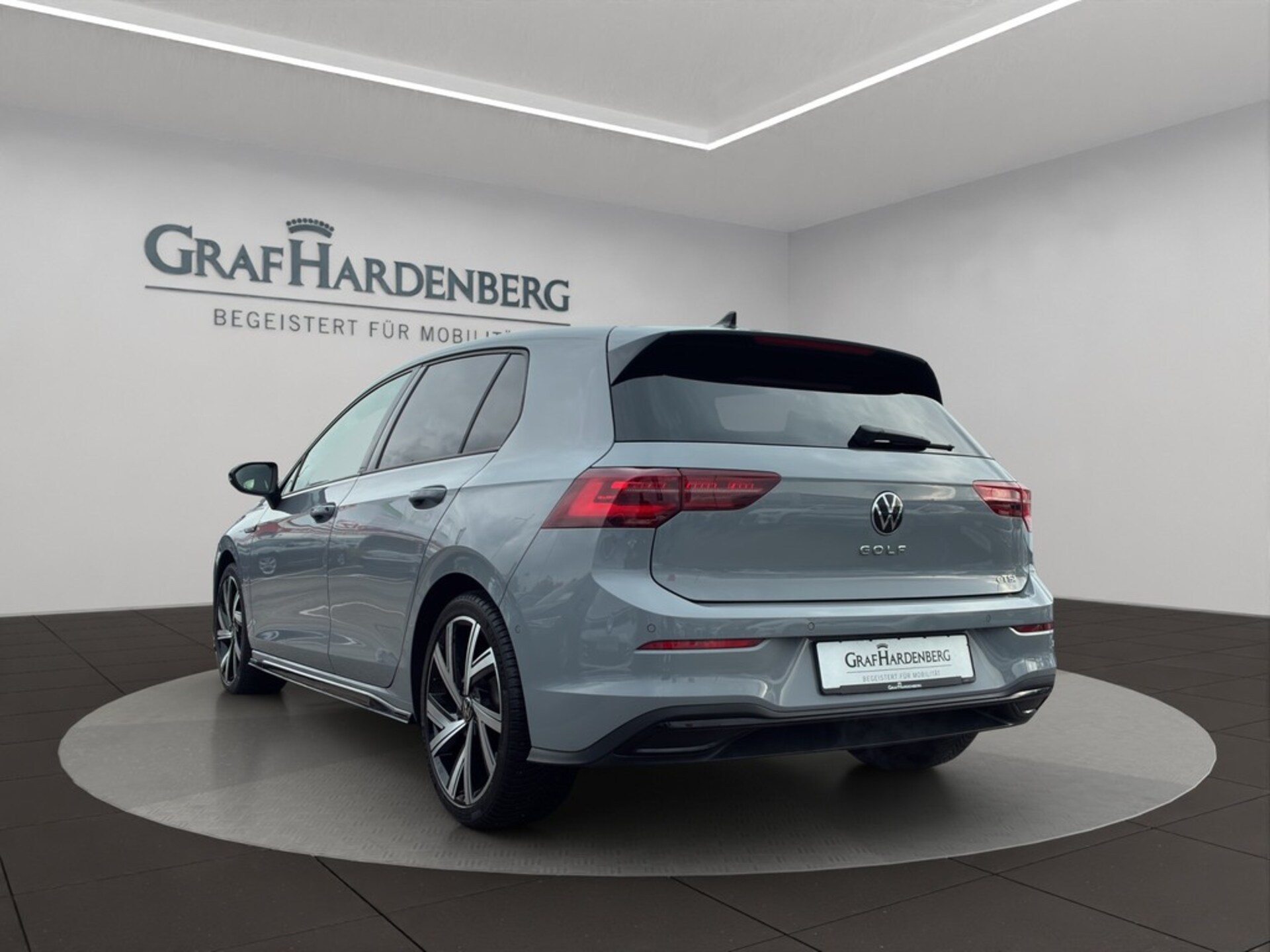 Volkswagen Golf R-Line