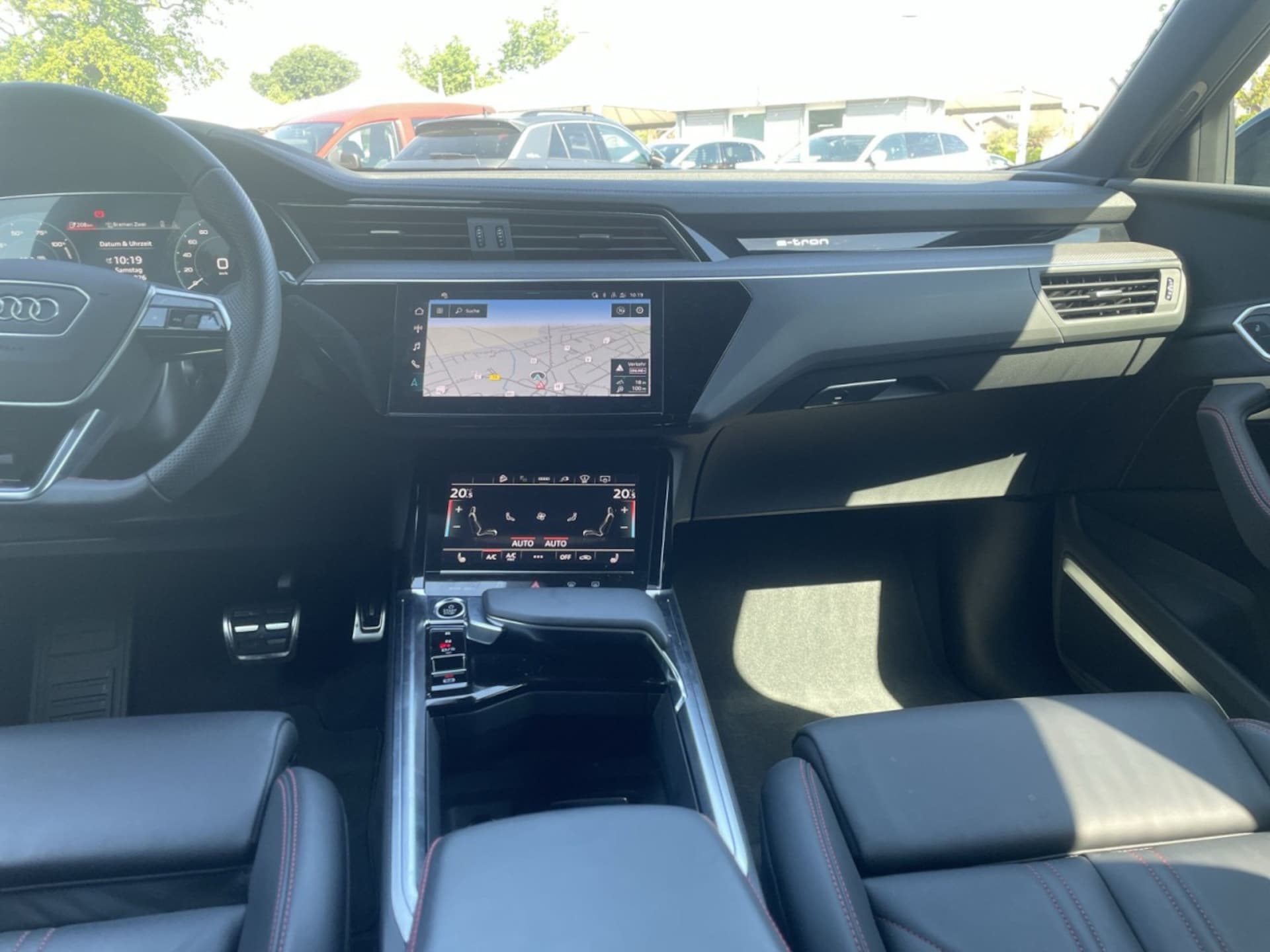 Audi Q8 e-tron S line