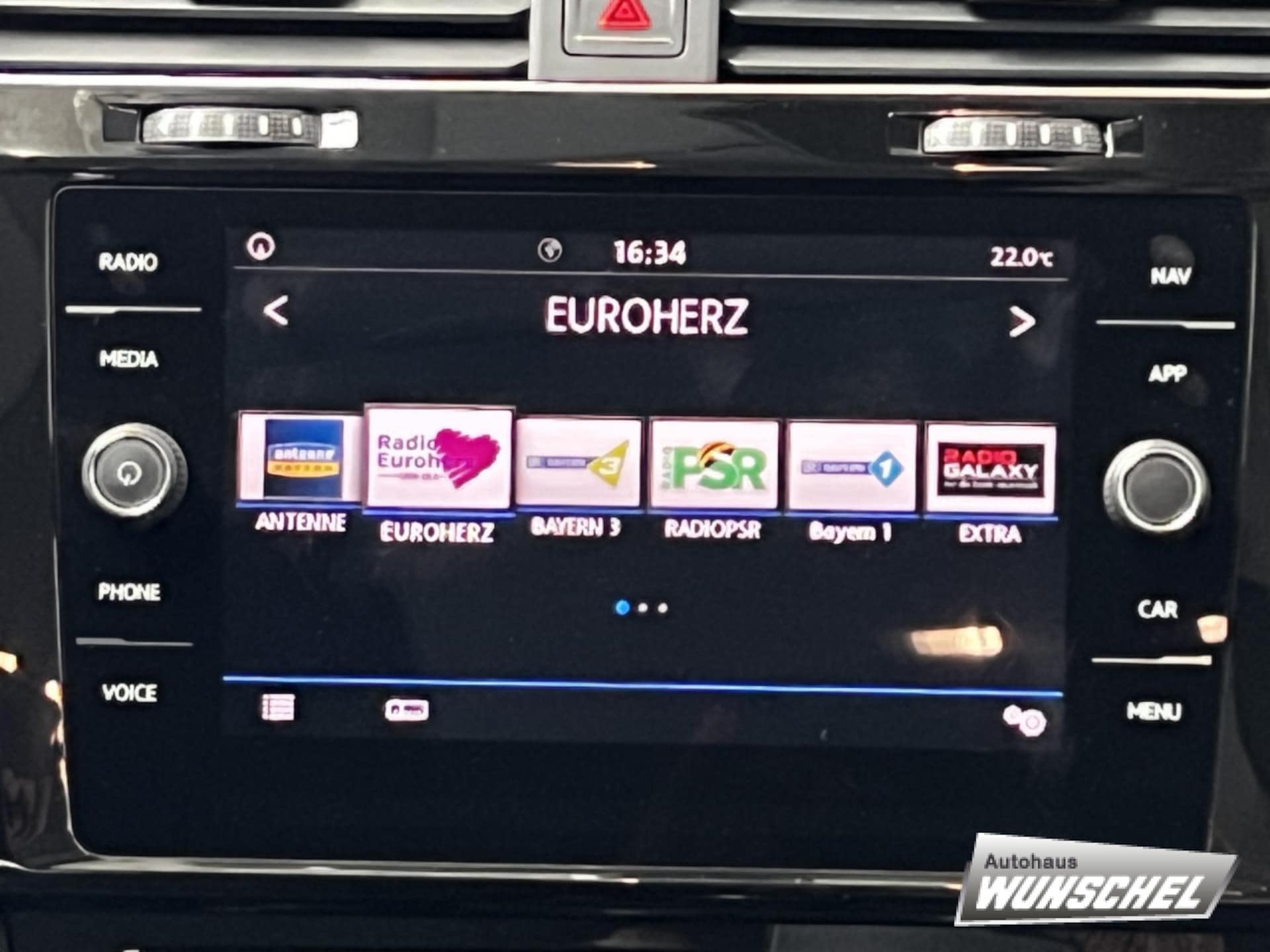 Volkswagen Golf SOUND