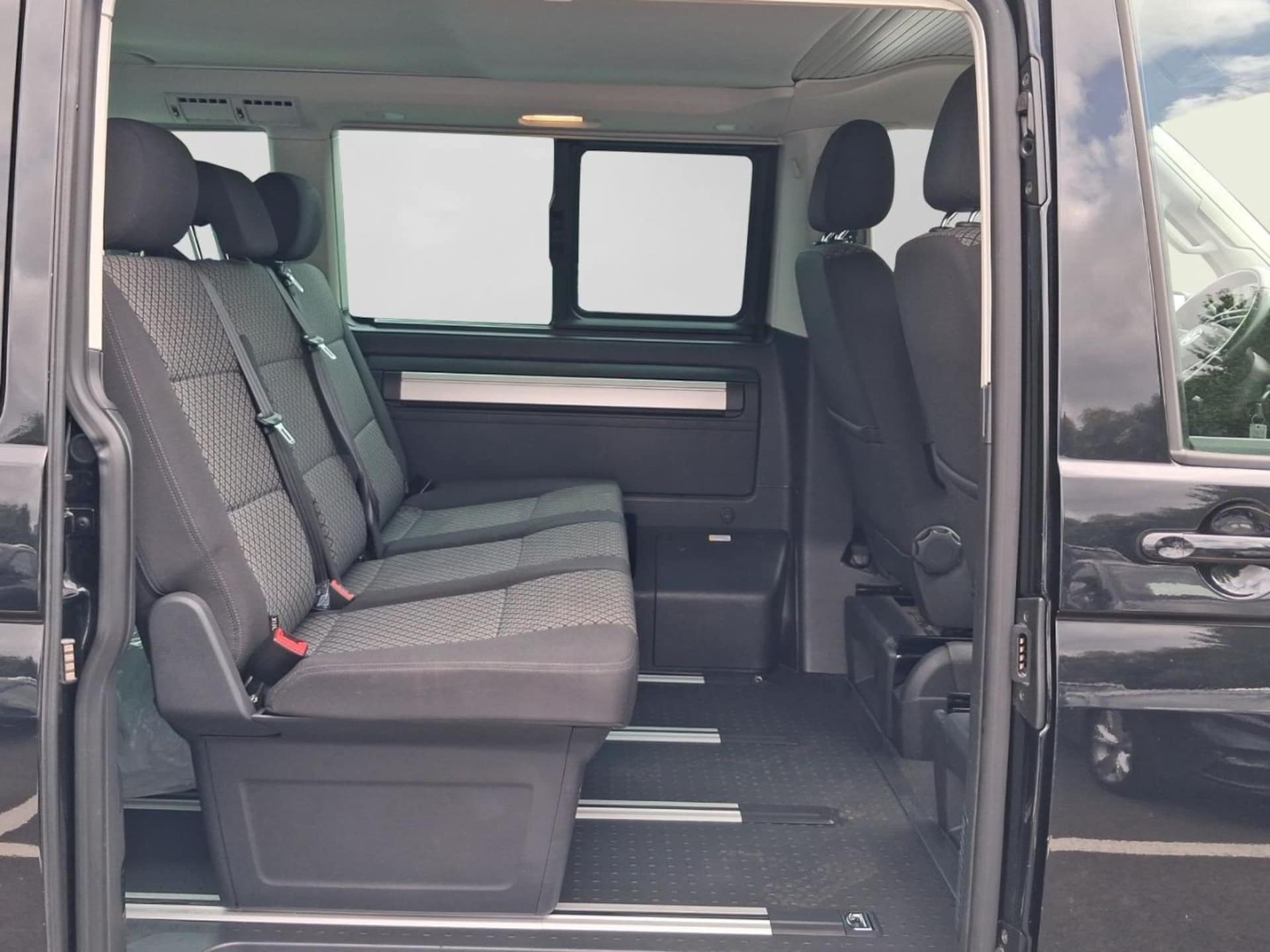 Volkswagen T6.1 California Beach