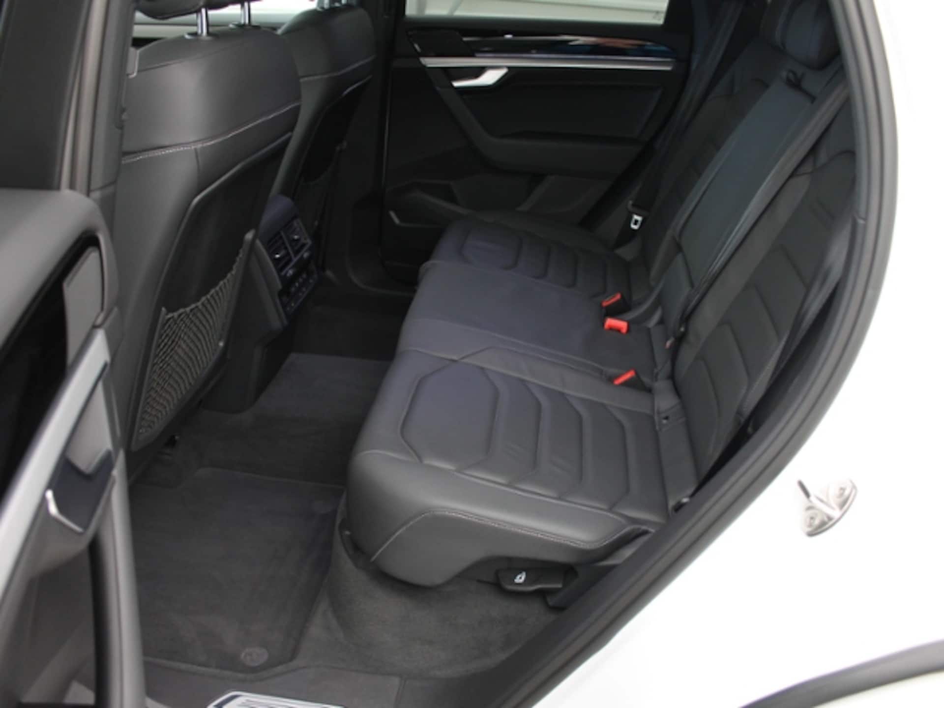 Volkswagen Touareg Basis-Modell