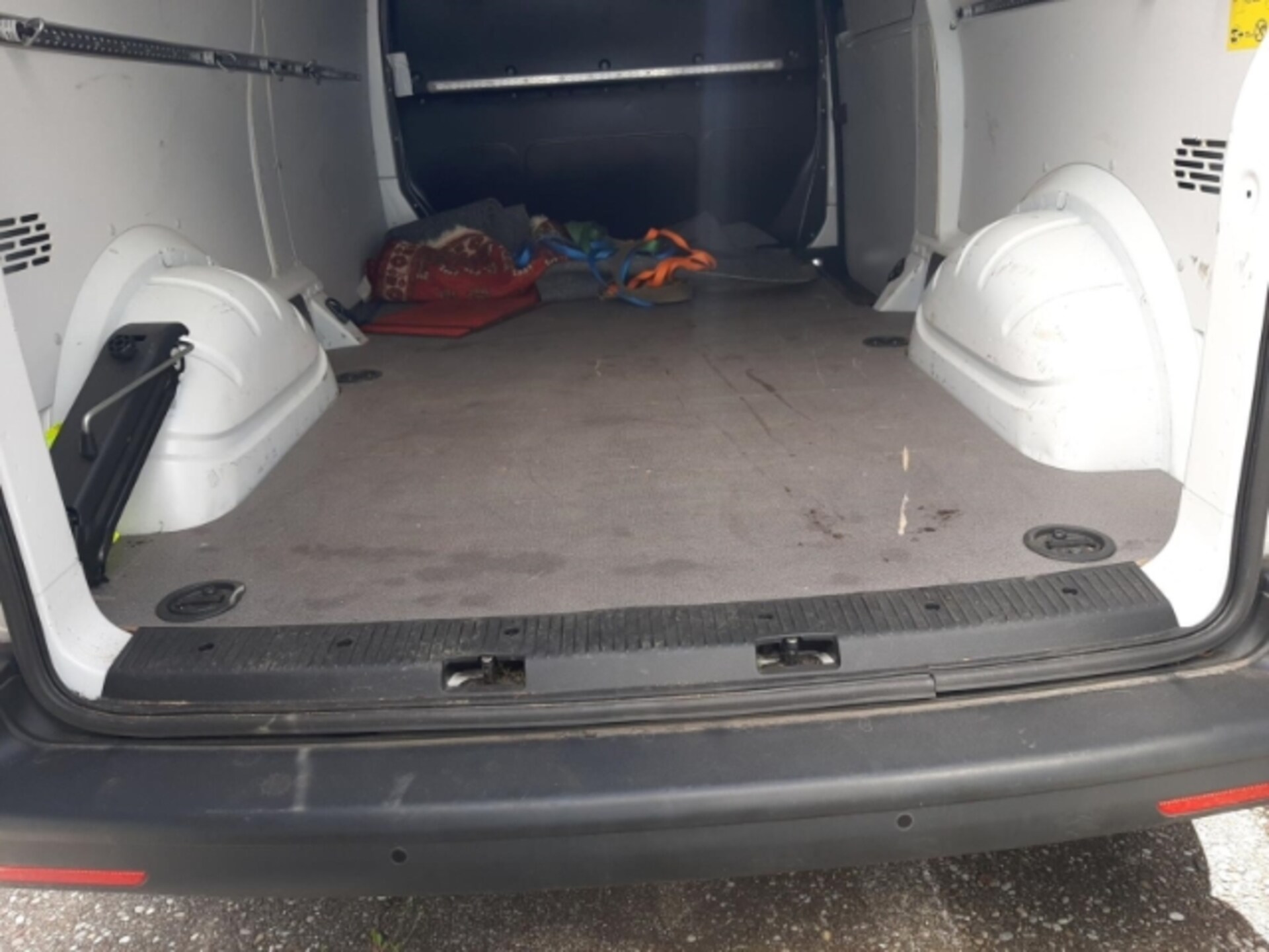 Volkswagen T6.1 Transporter Kasten langer Radstand