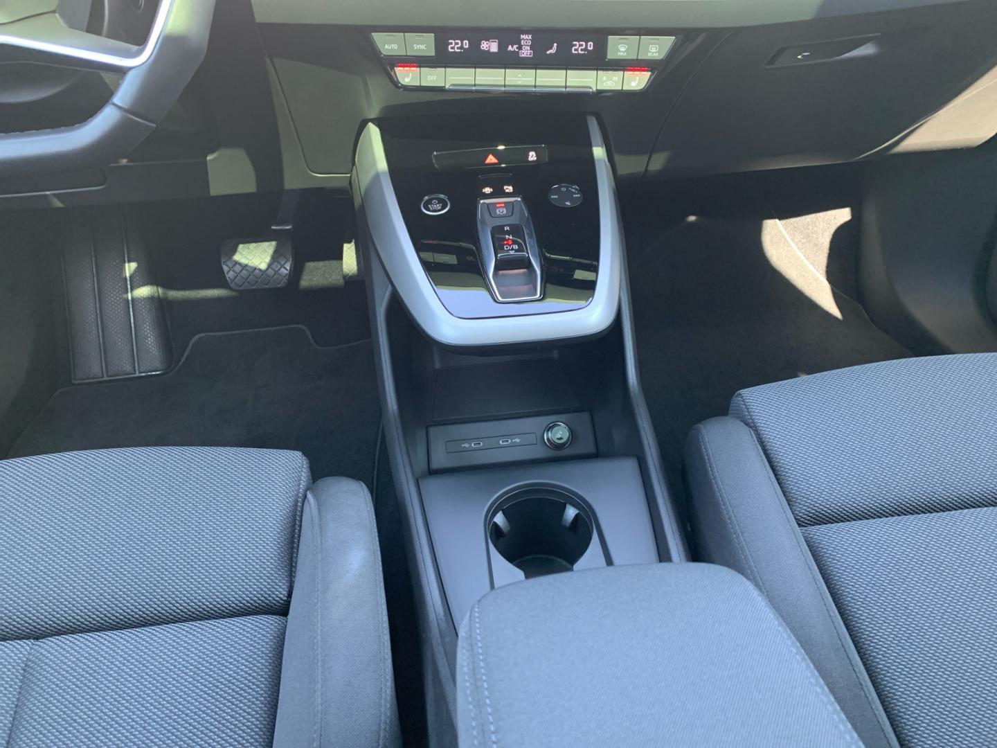 Image about Audi Q4 e-tron 40 e-tron