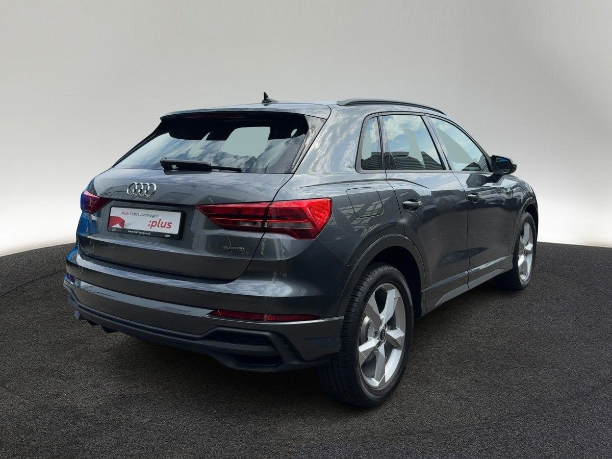 Image about Audi Q3 45 TFSI quattro S tronic