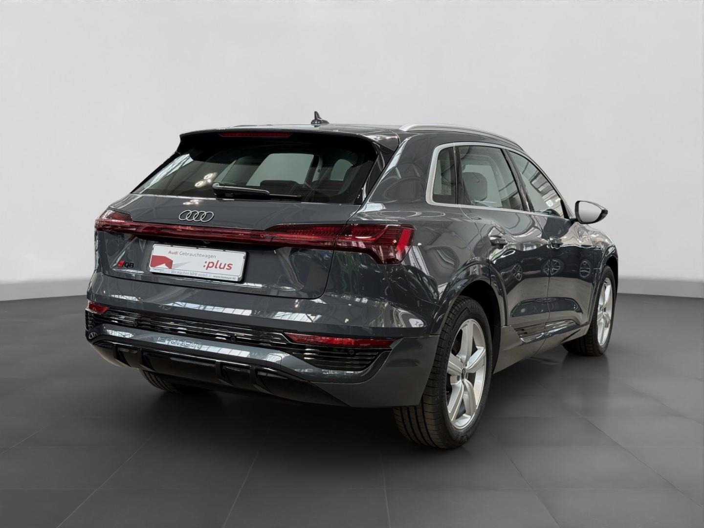 Image about Audi Q8 e-tron S line 50 e-tron quattro