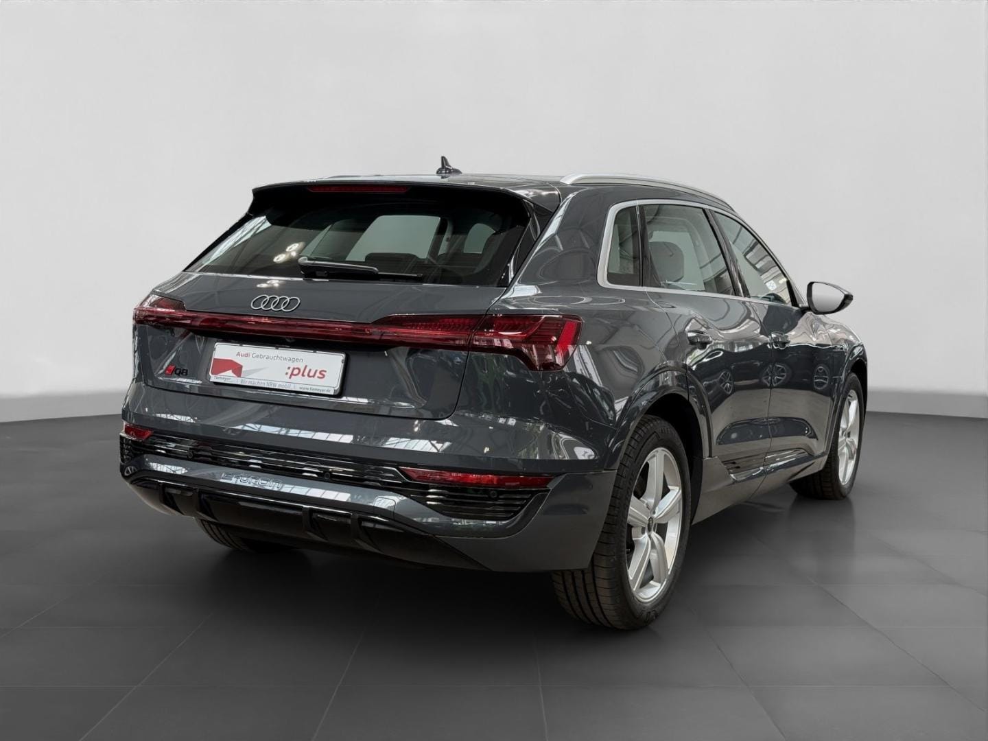 Image about Audi Q8 e-tron S line 50 e-tron quattro