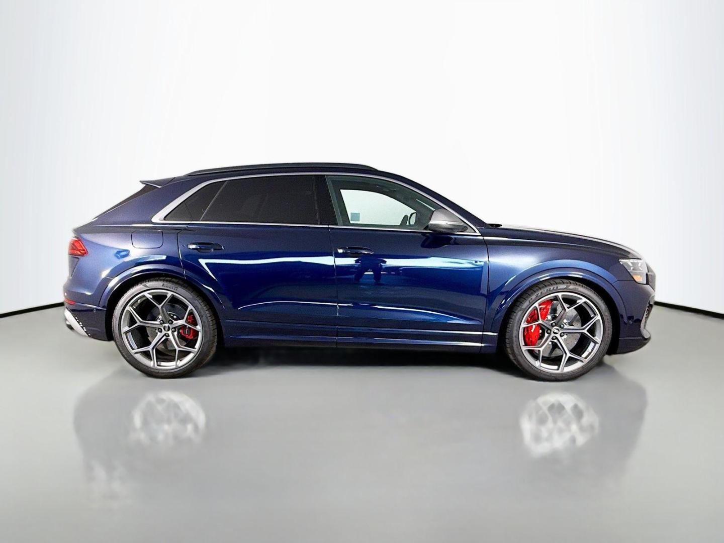 2025 Audi RS Q8 Base - Photo 8