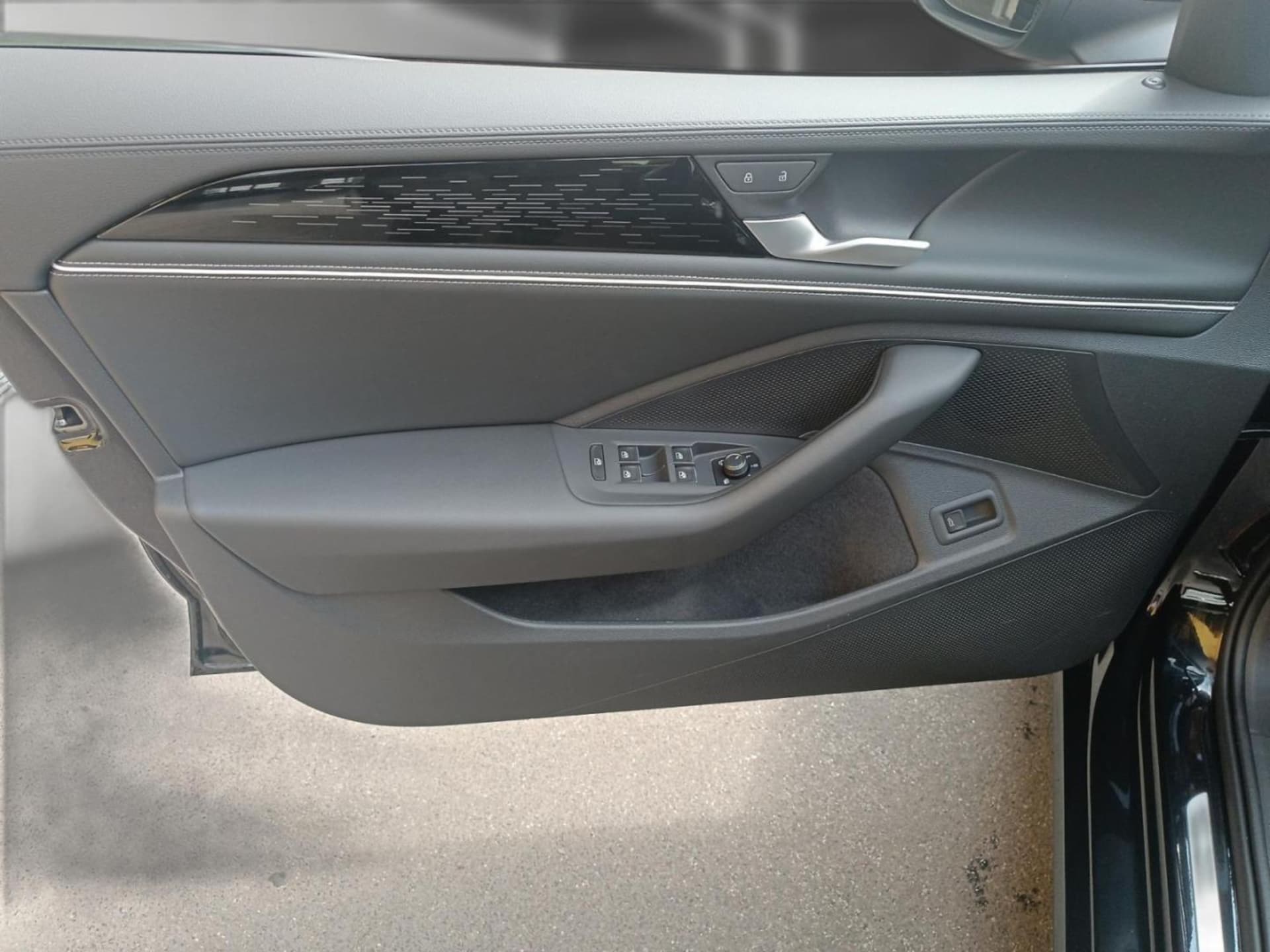 Volkswagen Passat Elegance