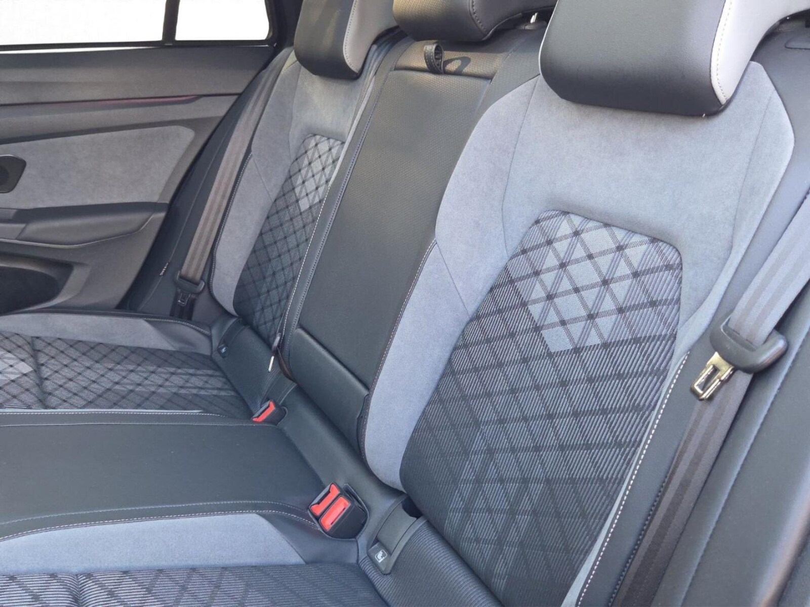 Volkswagen Golf Variant – Bild 18