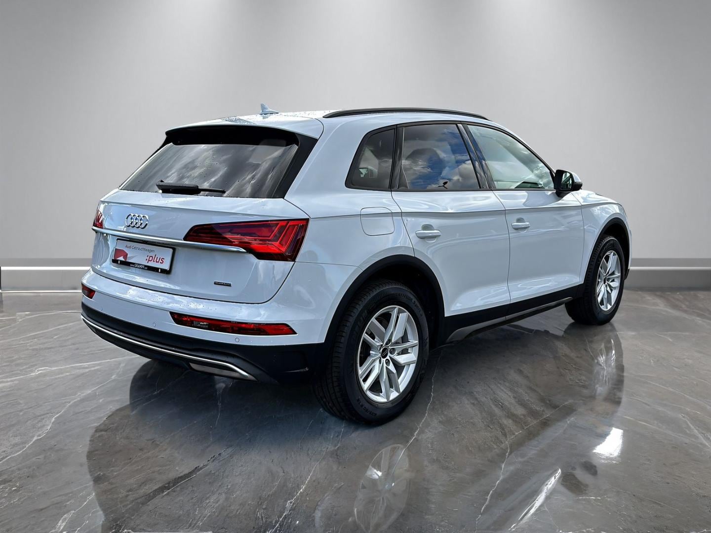 Bild über Audi Q5 TFSI e 50 TFSI e quattro S tronic - für weitere Informationen kontaktieren Sie den Audi Partner