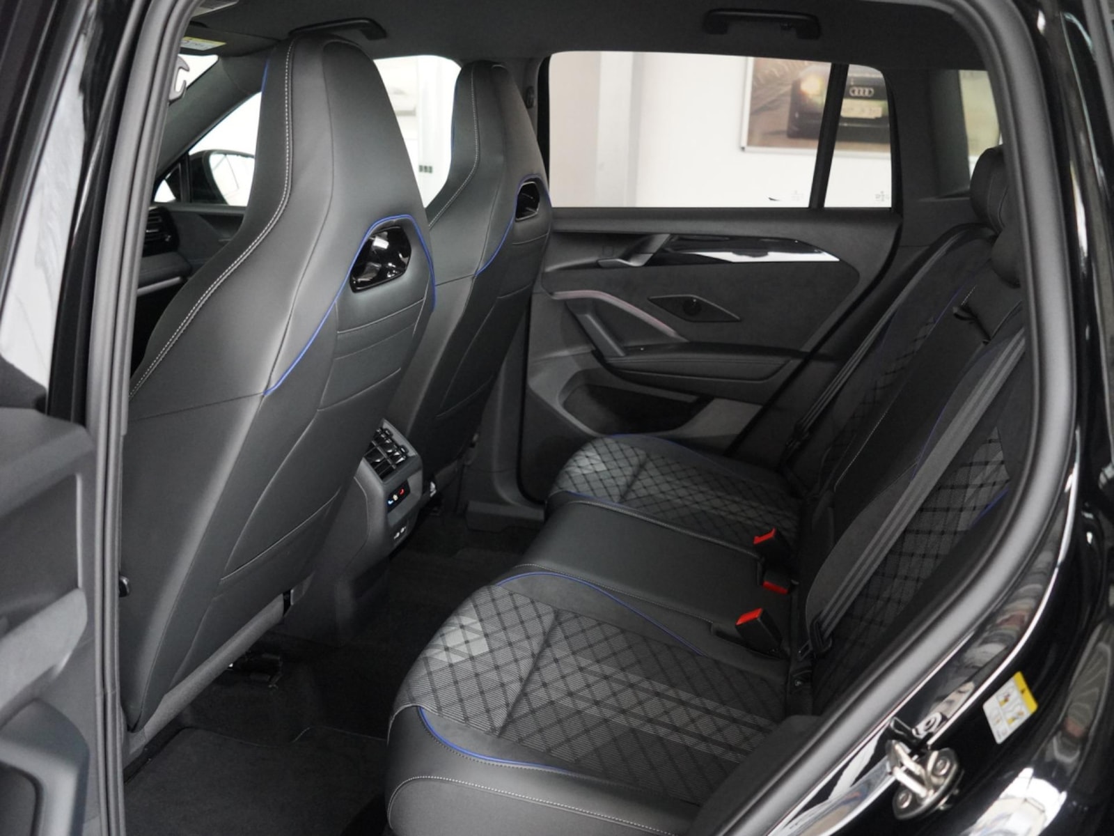 Volkswagen Tiguan – Bild 11