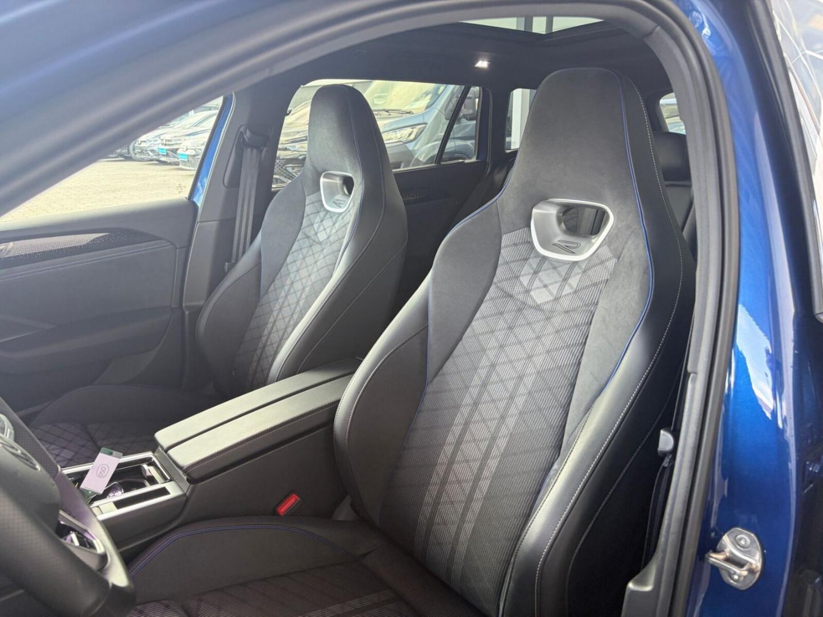 Volkswagen Passat – Bild 9