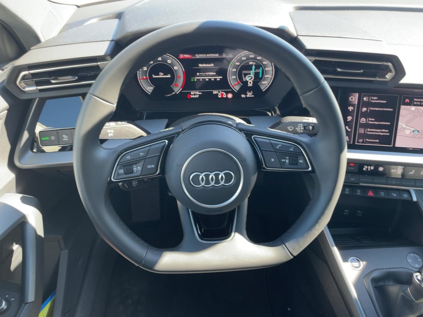Bild über Audi A3 Sportback TFSI Schaltgetriebe - für weitere Informationen kontaktieren Sie den Audi Partner
