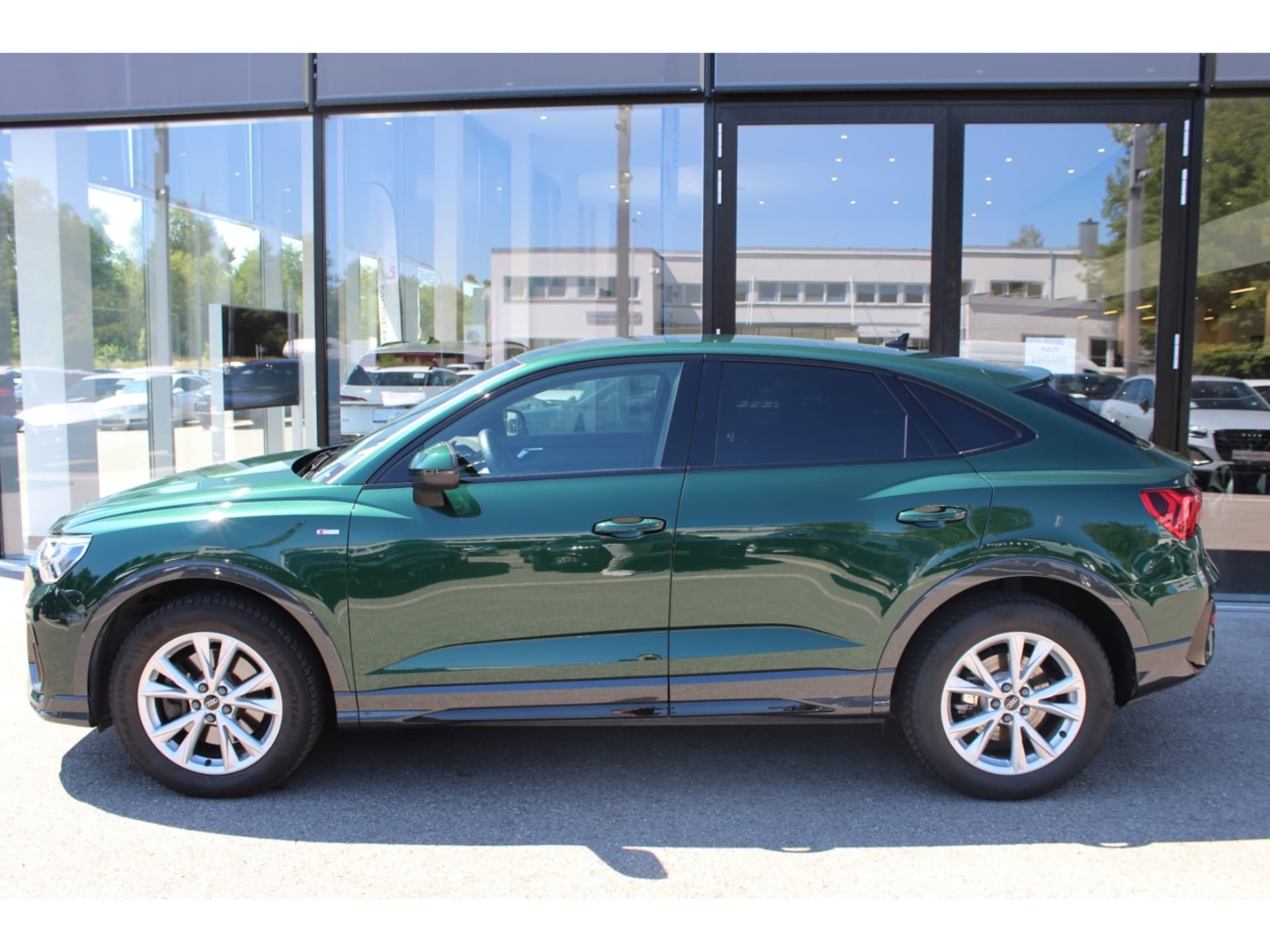 Audi Q3 Sportback S line