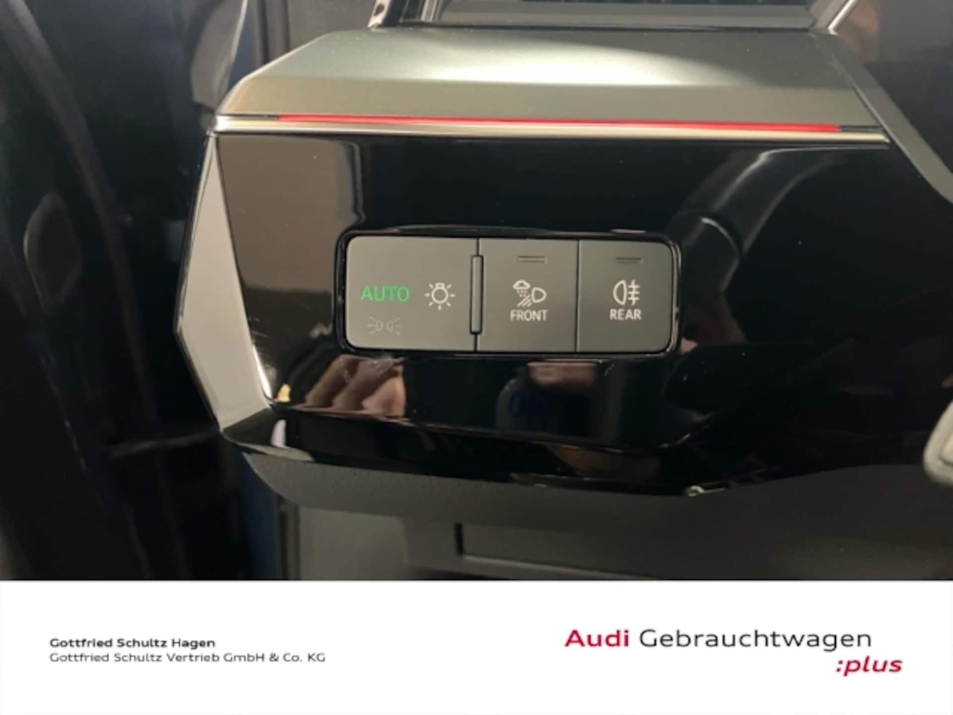 Audi Q8 e-tron S line