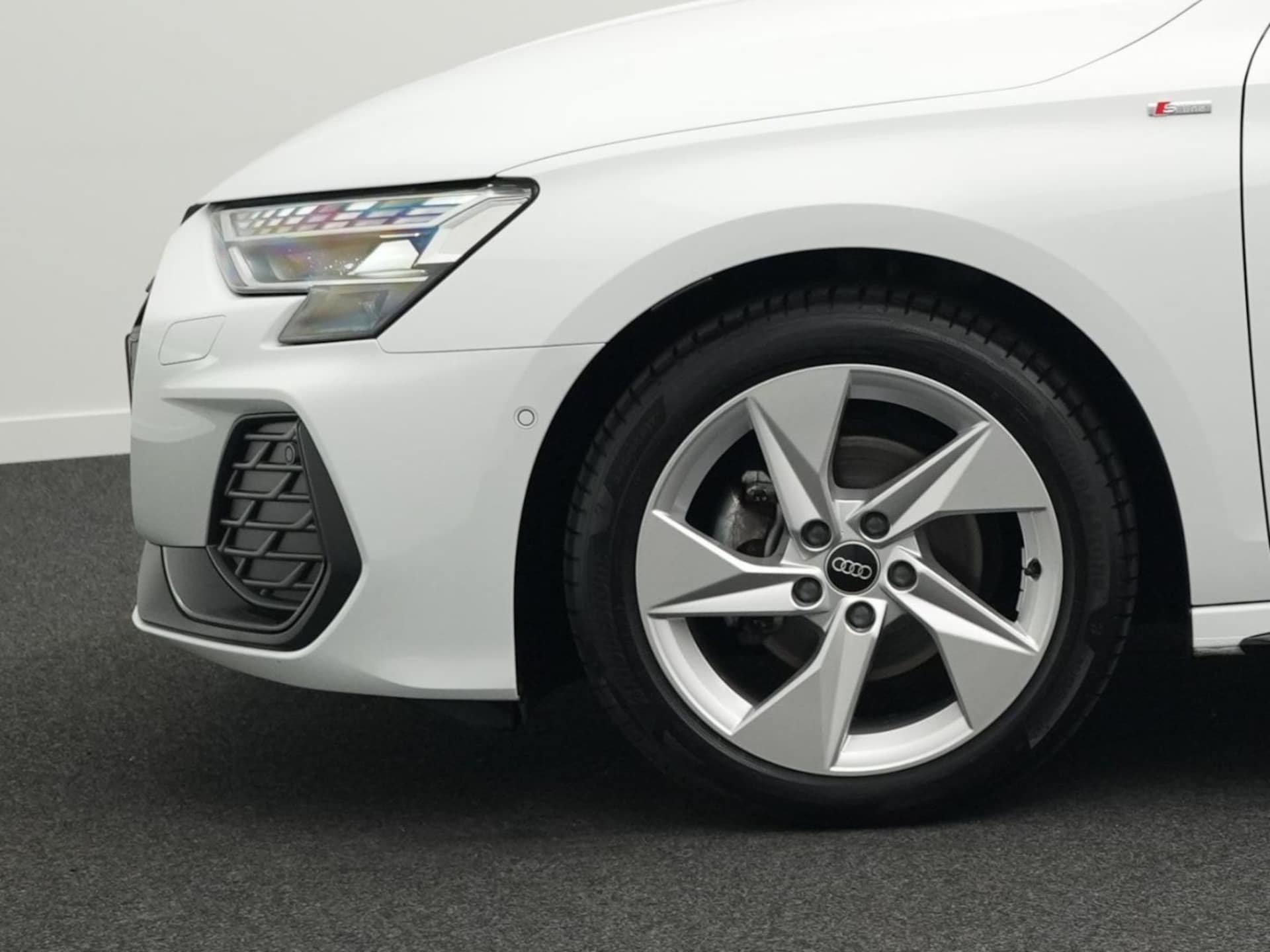 Audi A3 Limousine S line