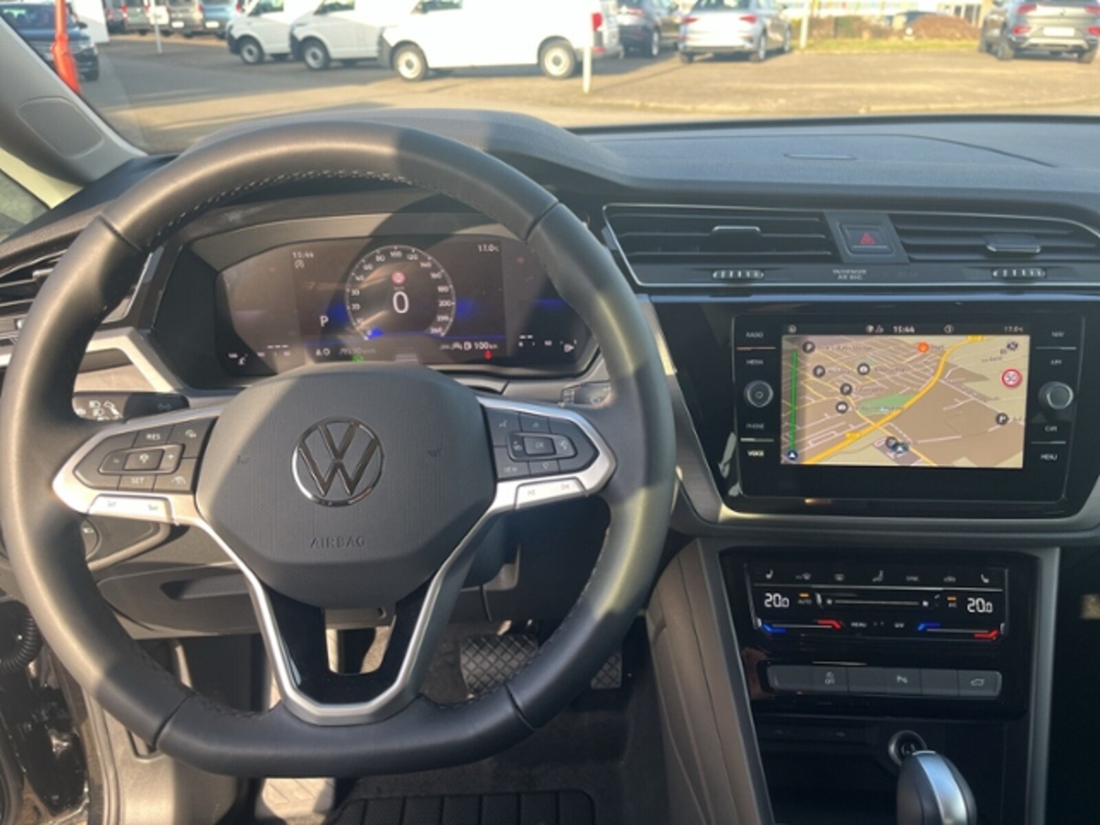 Volkswagen Touran – Bild 13