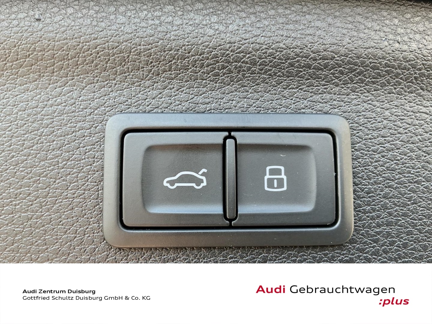 Bild über Audi Q3 S line 40 TFSI quattro S tronic - für weitere Informationen kontaktieren Sie den Audi Partner