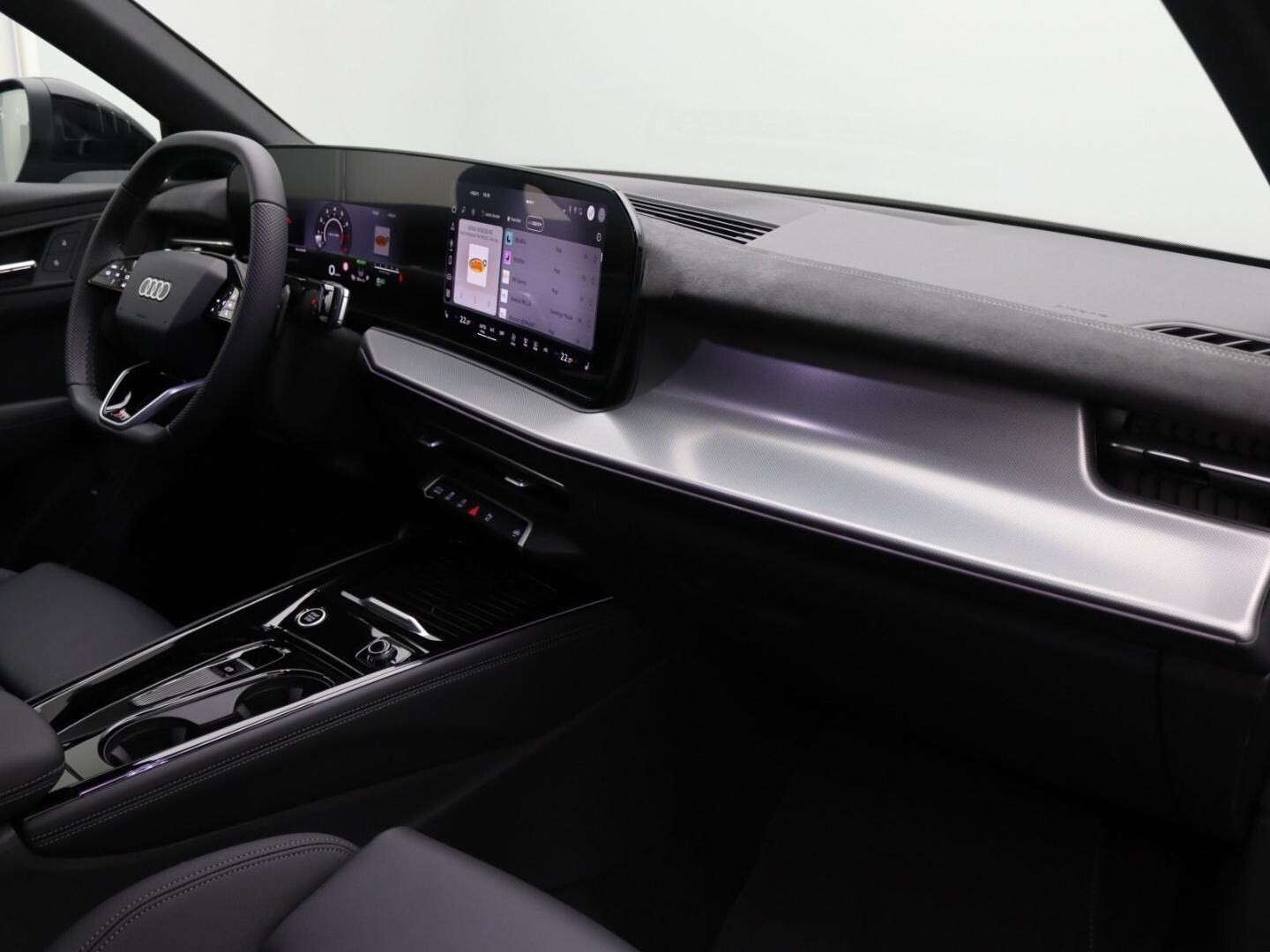 Bild über Audi Q3 Sportback TFSI 110 kW S tronic - für weitere Informationen kontaktieren Sie den Audi Partner
