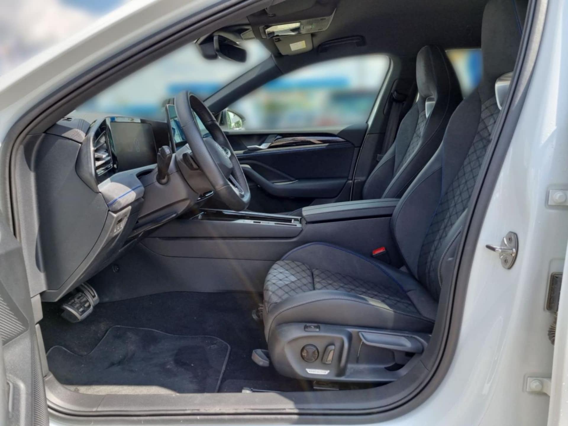 Volkswagen Passat R-Line
