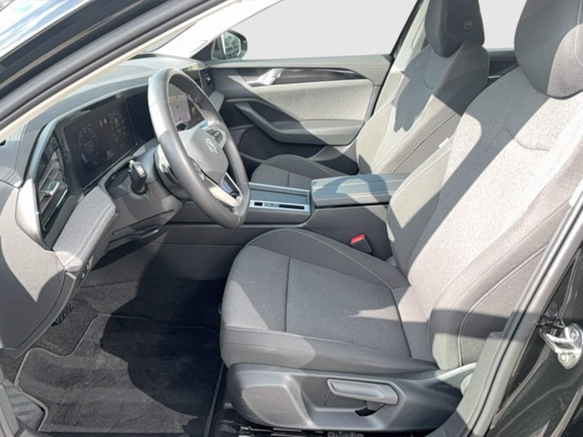 Volkswagen Passat Basis-Modell