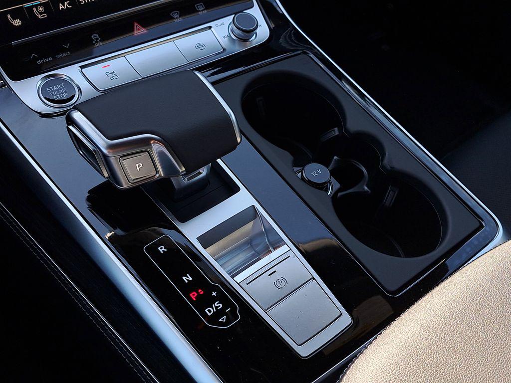 2026 Audi Q8 Premium Plus - Photo 15