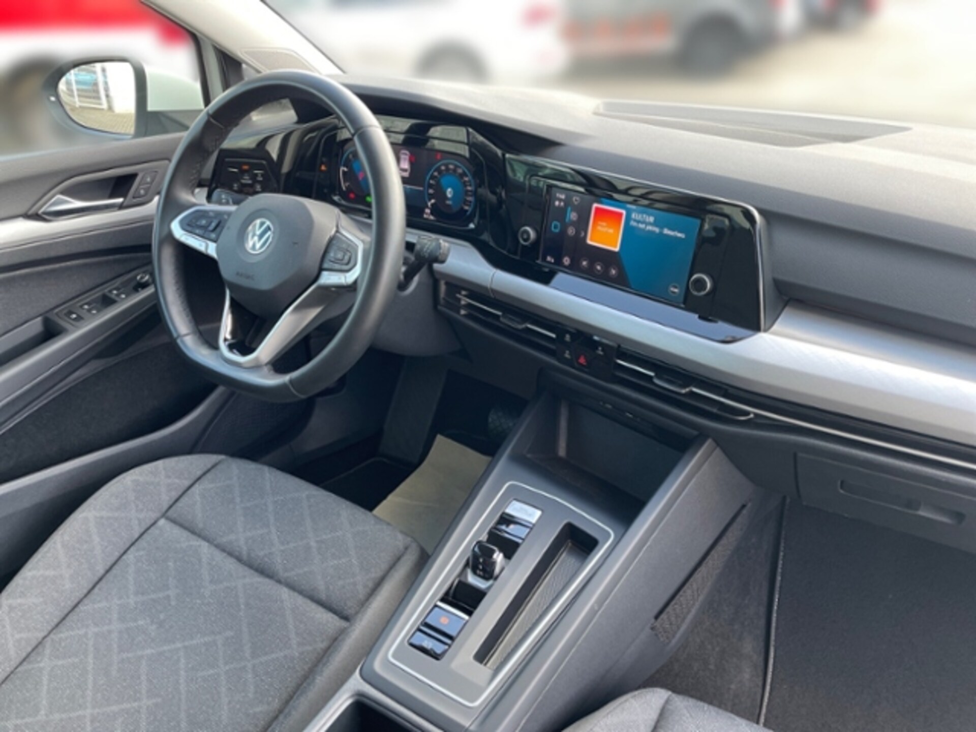Volkswagen Golf Variant Life