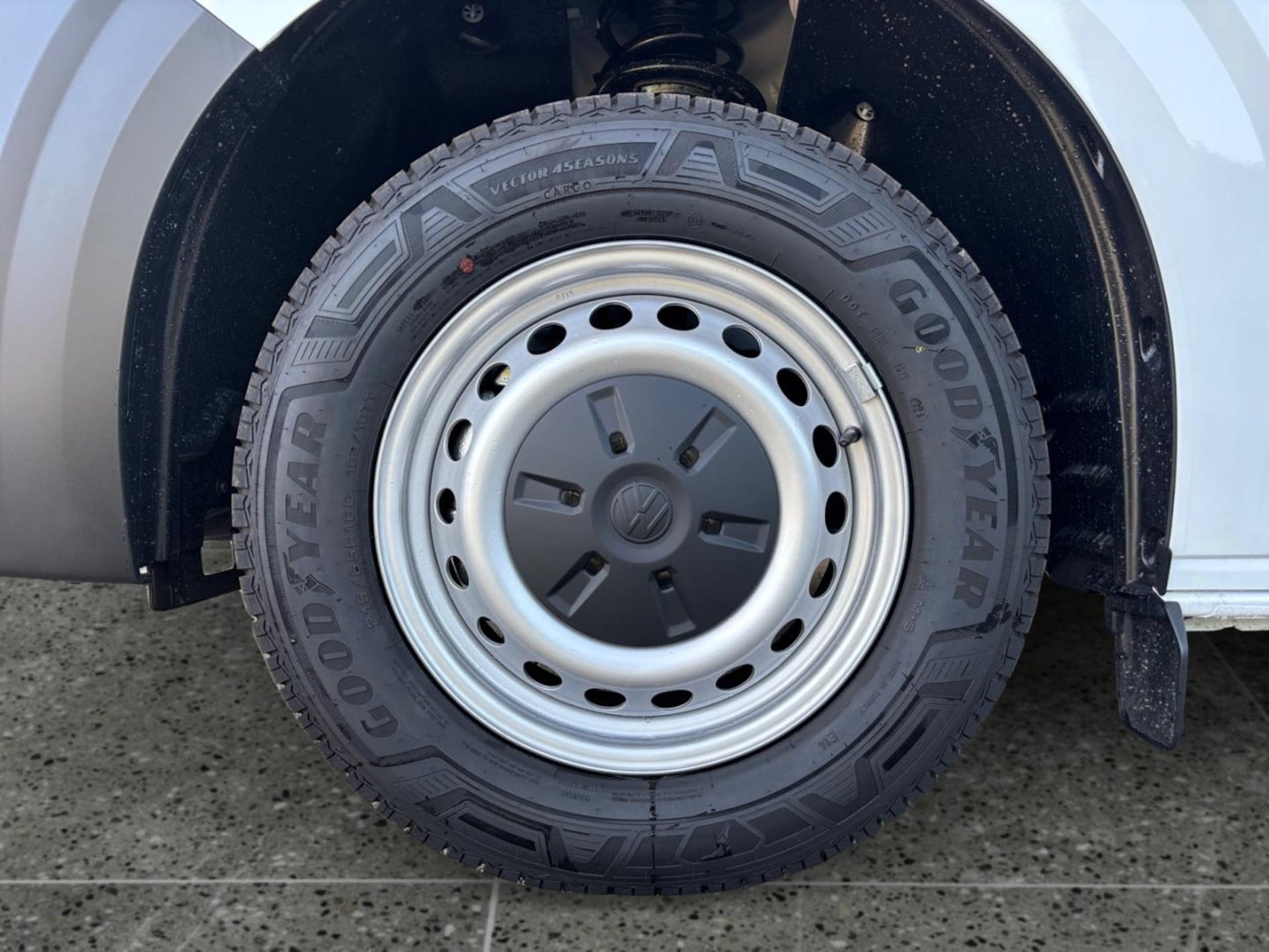 Volkswagen Transporter Kasten kurzer Radstand