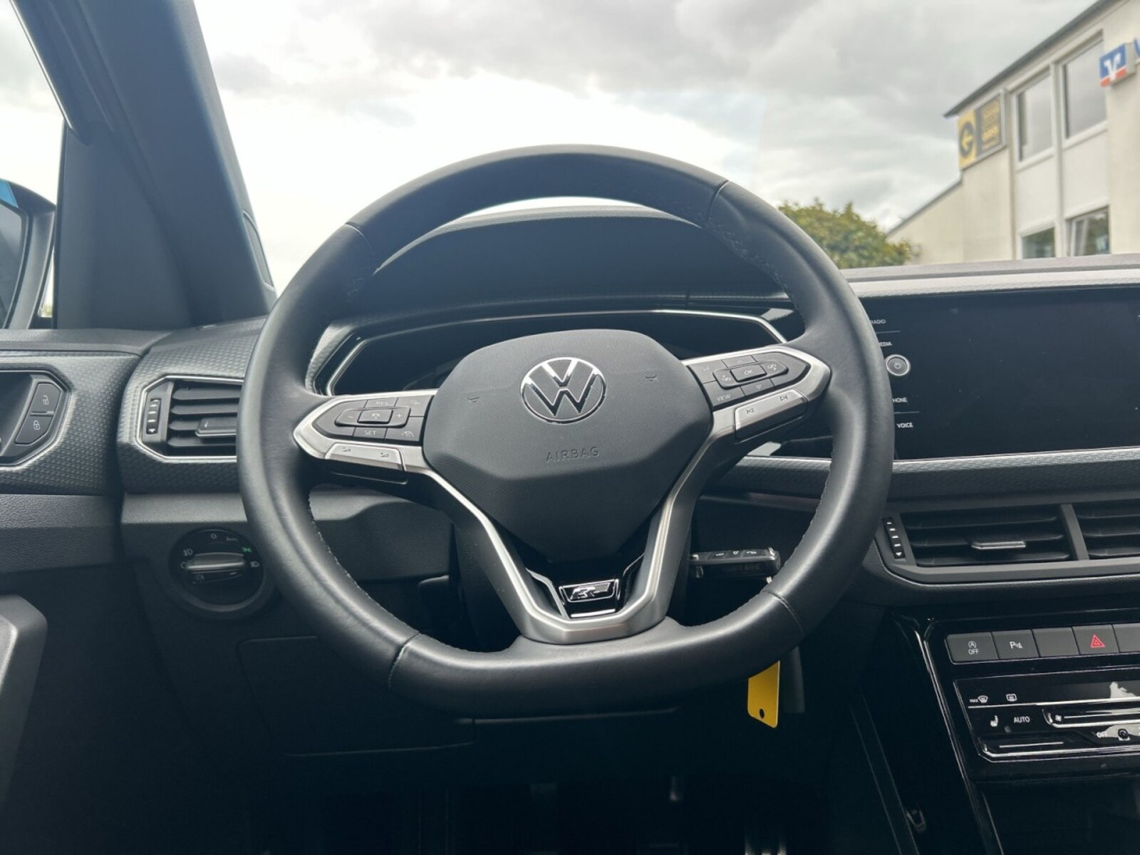 Volkswagen T-Cross – Bild 8