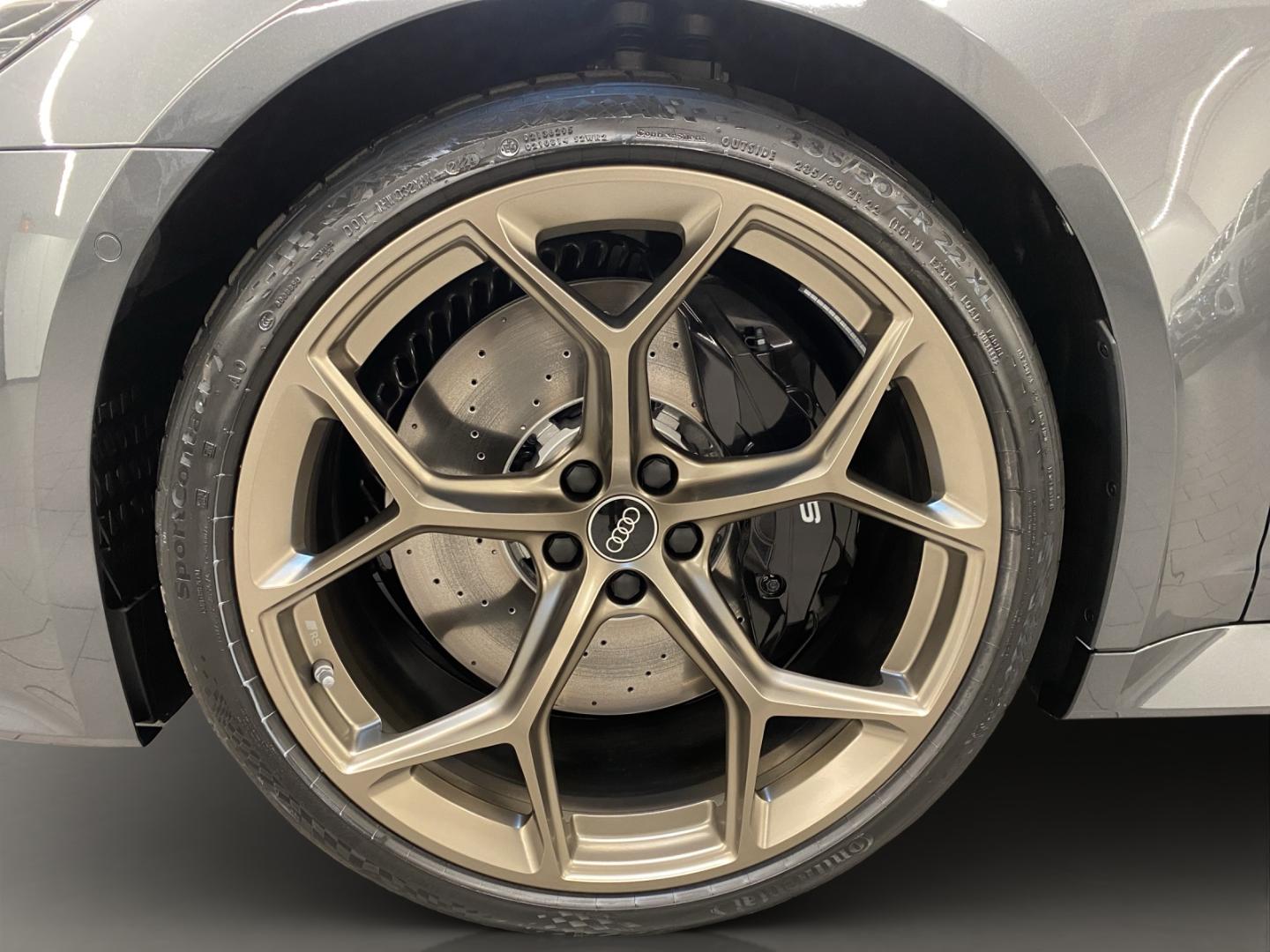 Image about Audi RS 6 Avant performance quattro tiptronic
