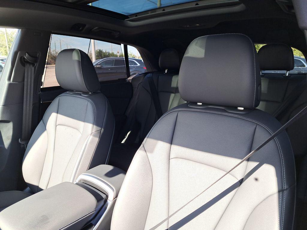 2026 Audi Q8 Premium Plus - Photo 17