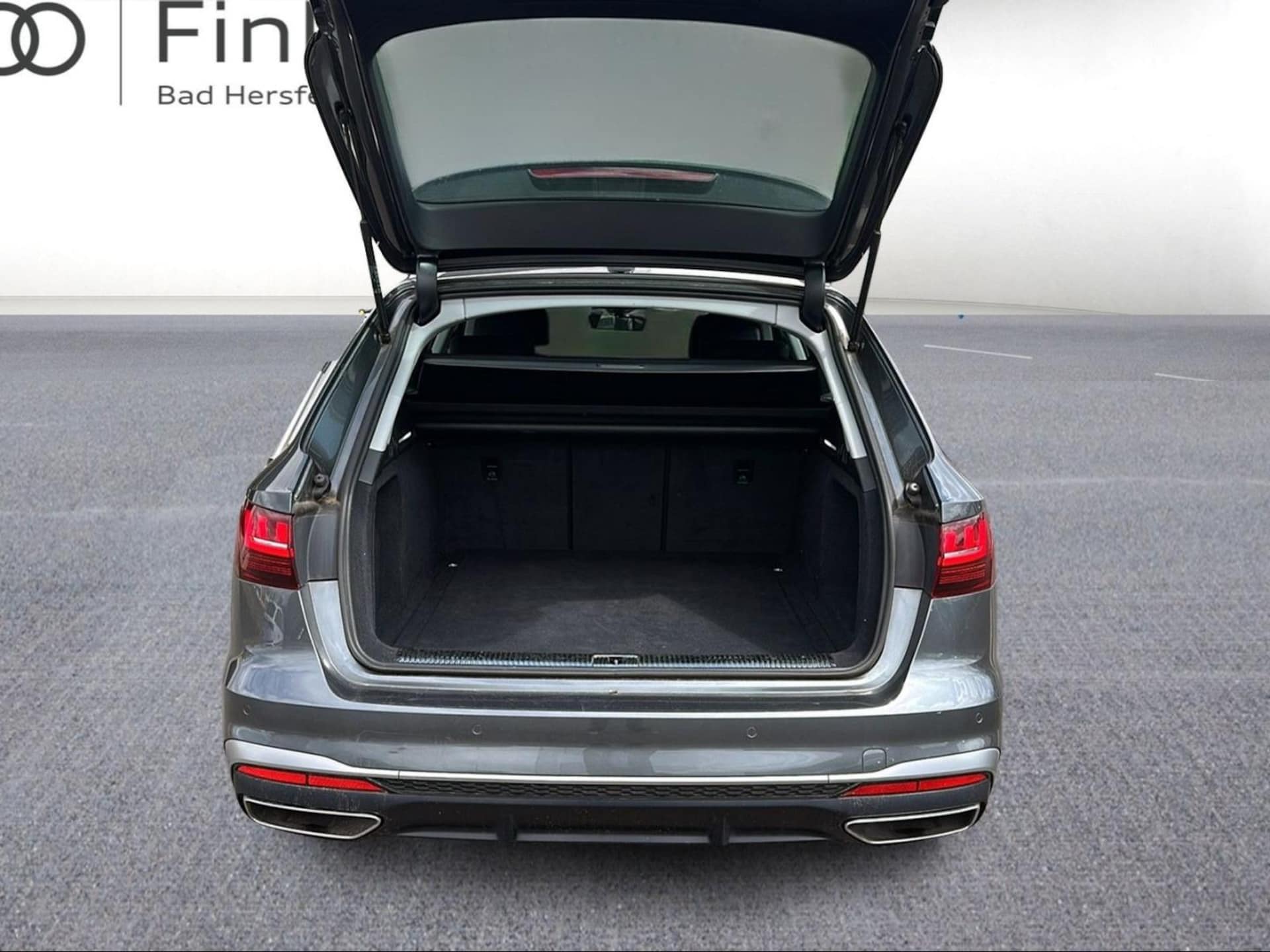 Audi A4 Avant S line