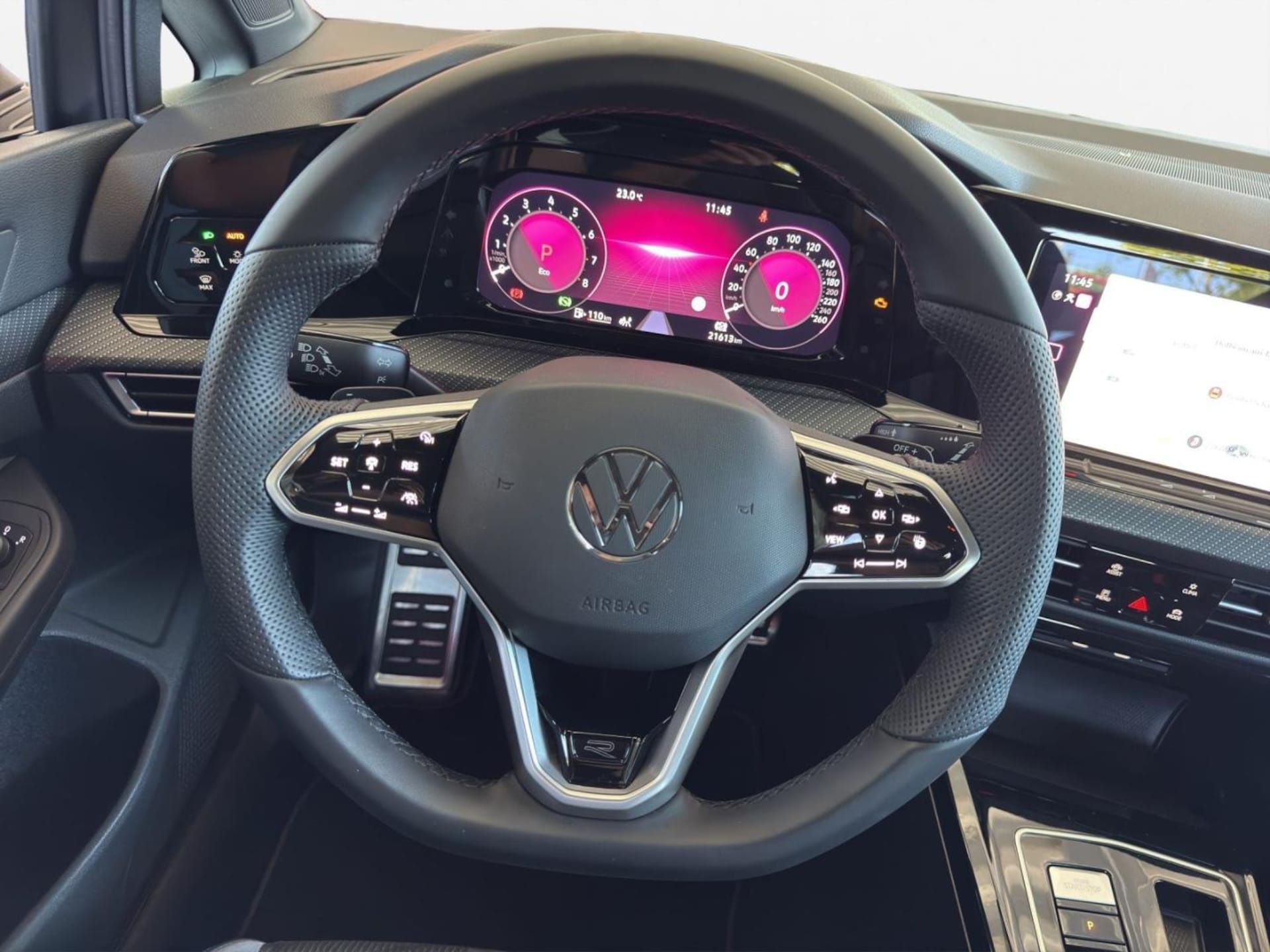 Volkswagen Golf R-Line