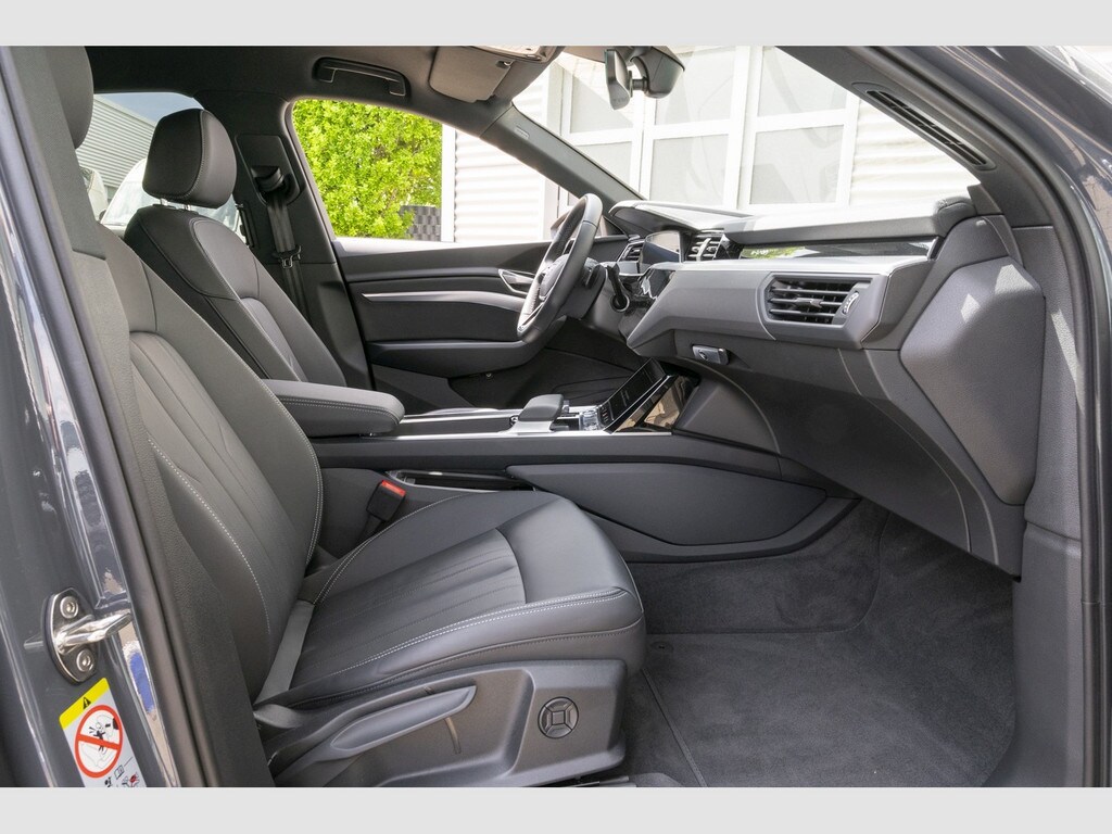 Image about Audi Q8 Sportback e-tron advanced 55 e-tron quattro