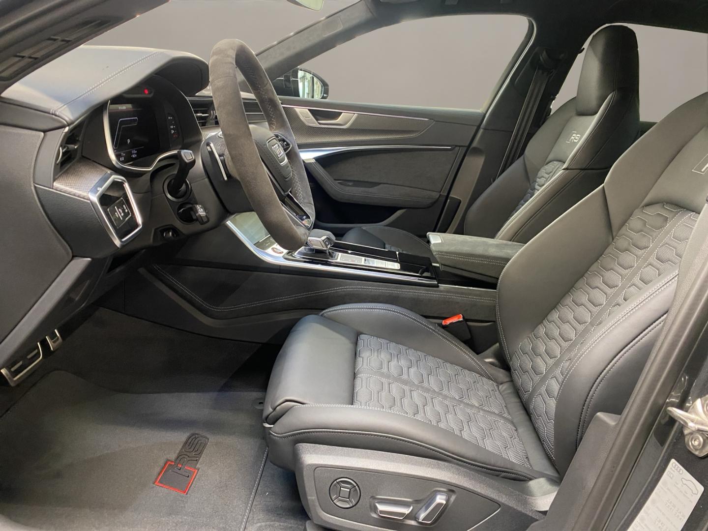 Image about Audi RS 6 Avant performance quattro tiptronic